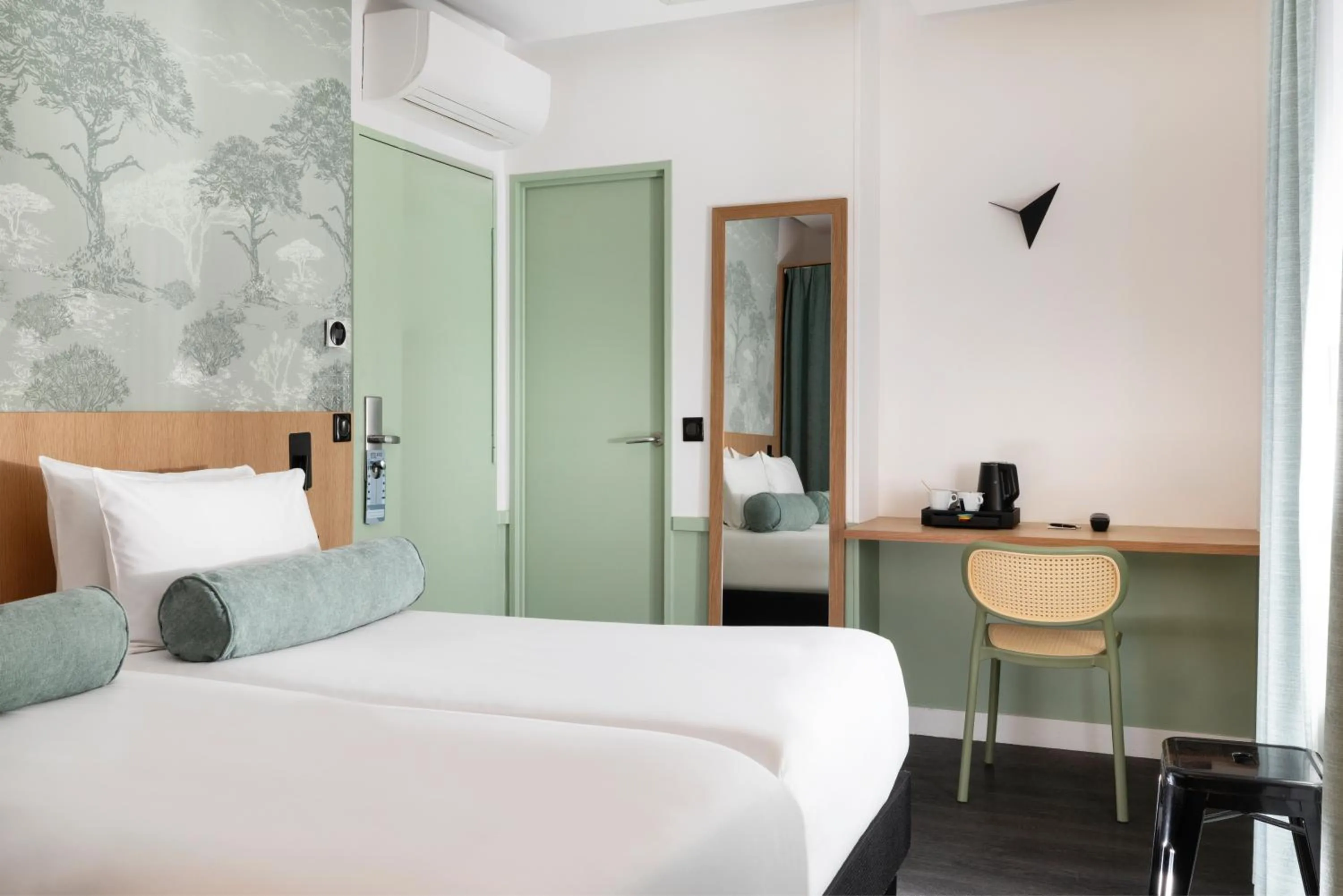 Bed in Hôtel WYLD Saint Germain