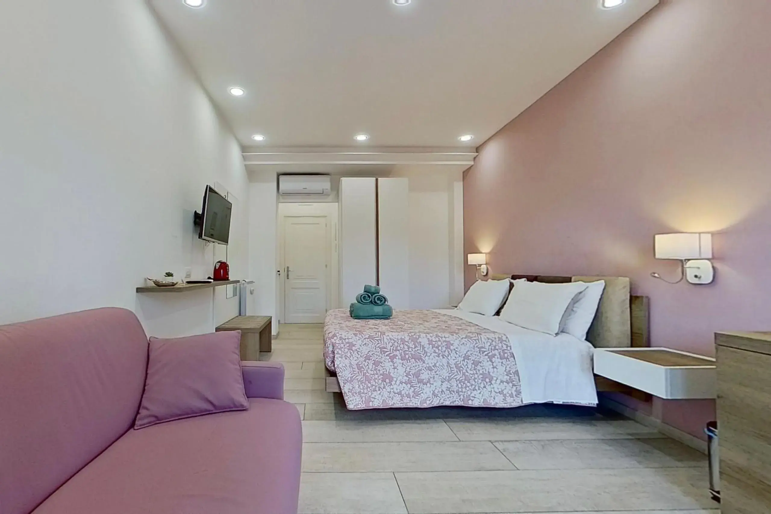 Deluxe Double Room in Museo19 Deluxe Double Room in Museo19