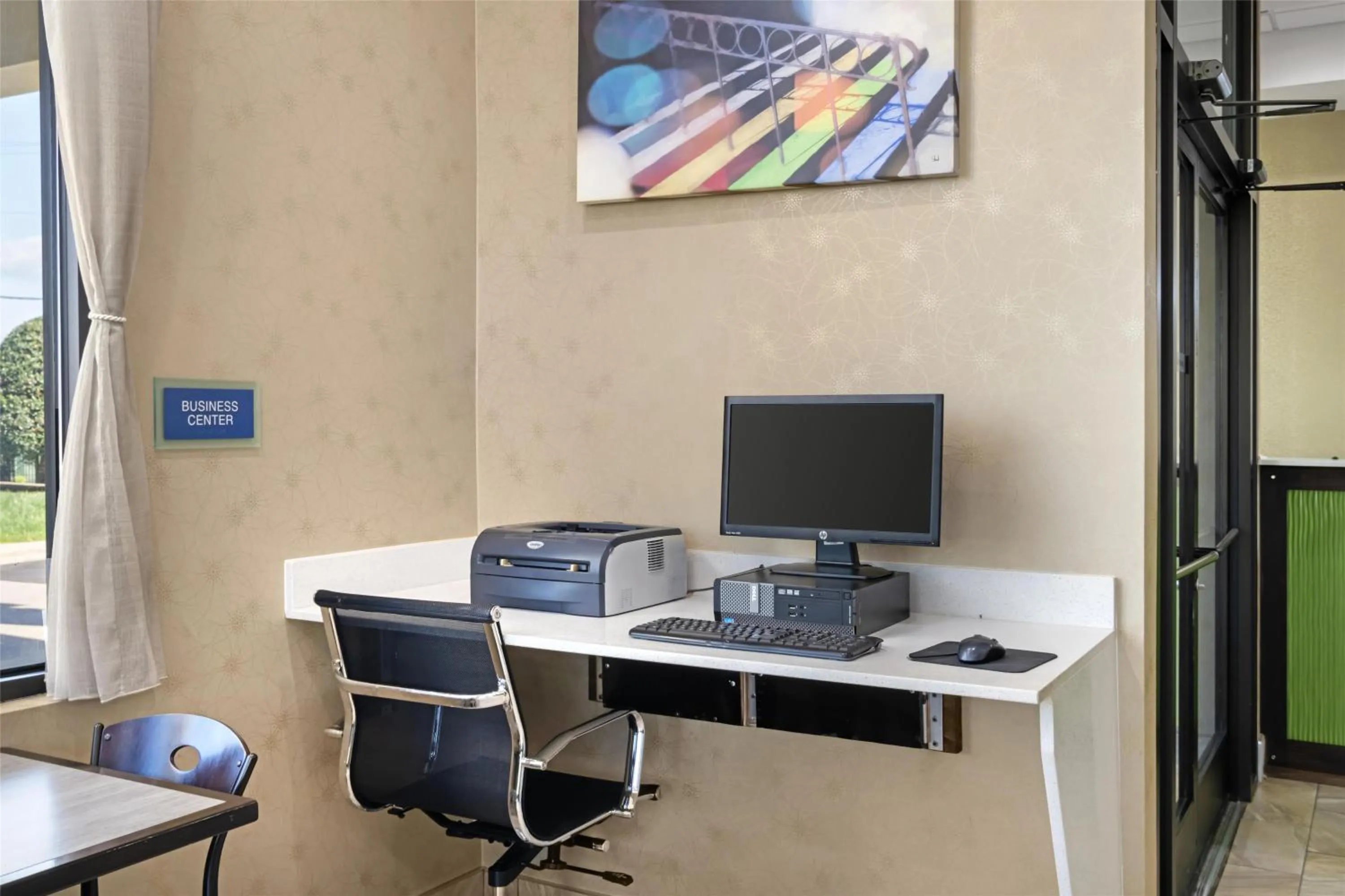 Business facilities in Best Western Inn & Suites Monroe