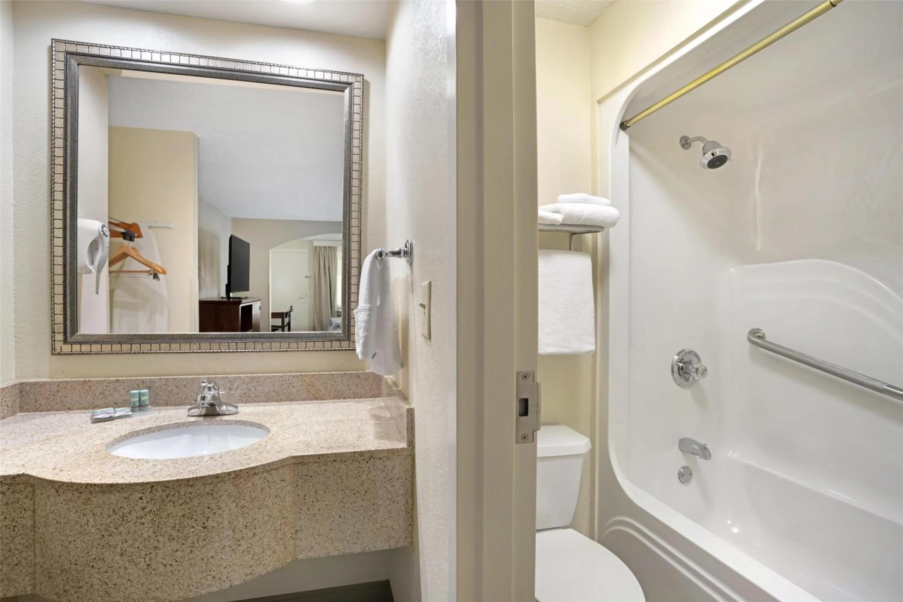 Bathroom in Best Western Inn & Suites Monroe