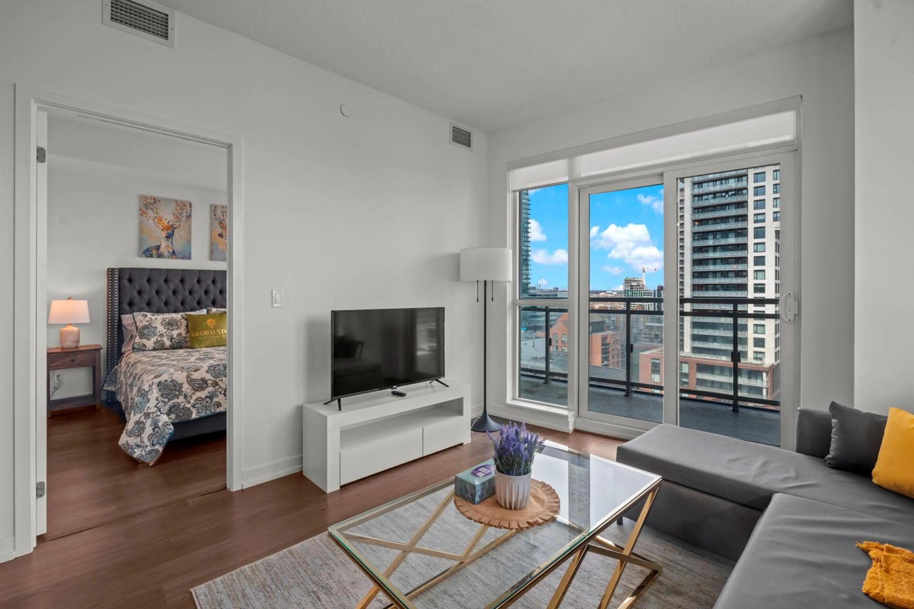 TV and multimedia in Modern Lillian St Apartments by GLOBALSTAY