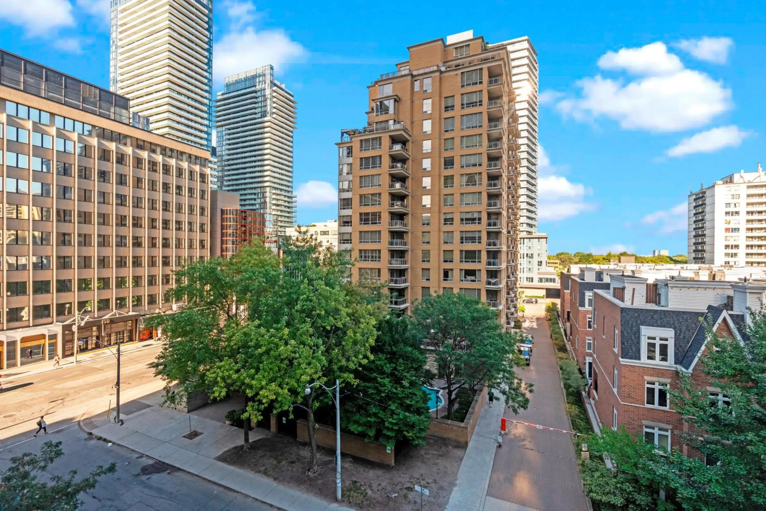 City view in Modern Lillian St Apartments by GLOBALSTAY City view in Modern Lillian St Apartments by GLOBALSTAY