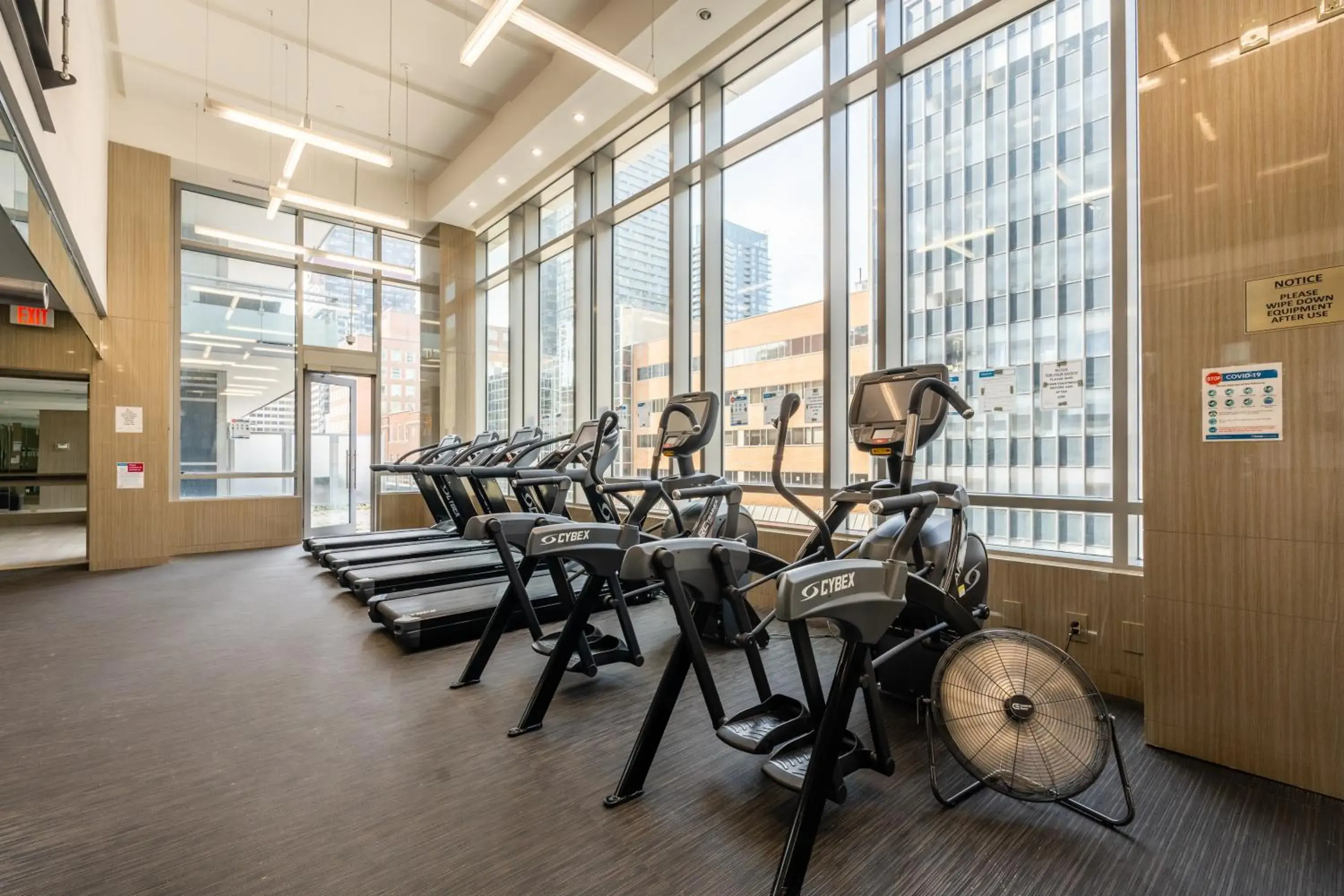 Fitness centre/facilities in Modern Lillian St Apartments by GLOBALSTAY Fitness centre/facilities in Modern Lillian St Apartments by GLOBALSTAY