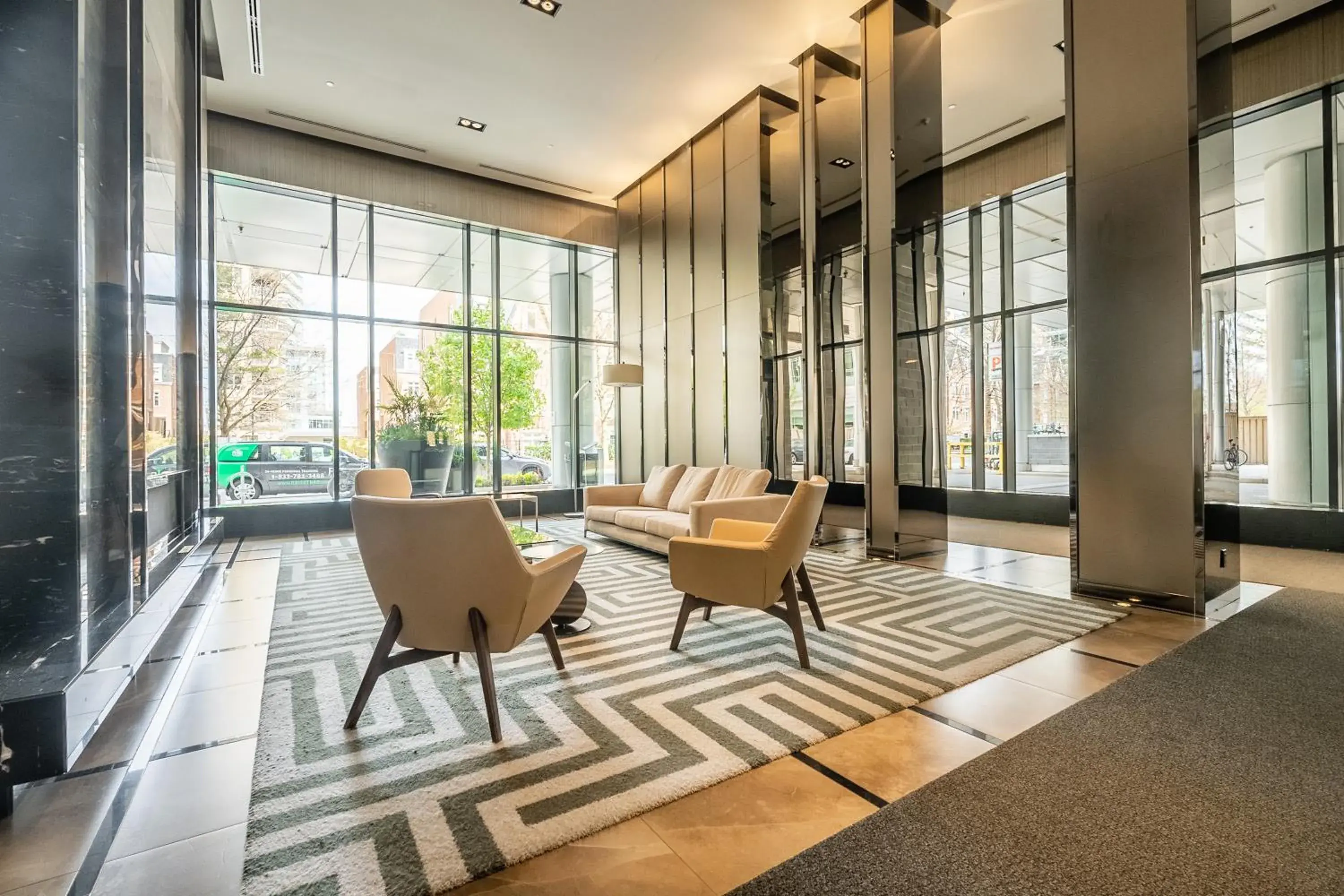 Lobby or reception in Modern Lillian St Apartments by GLOBALSTAY Lobby or reception in Modern Lillian St Apartments by GLOBALSTAY