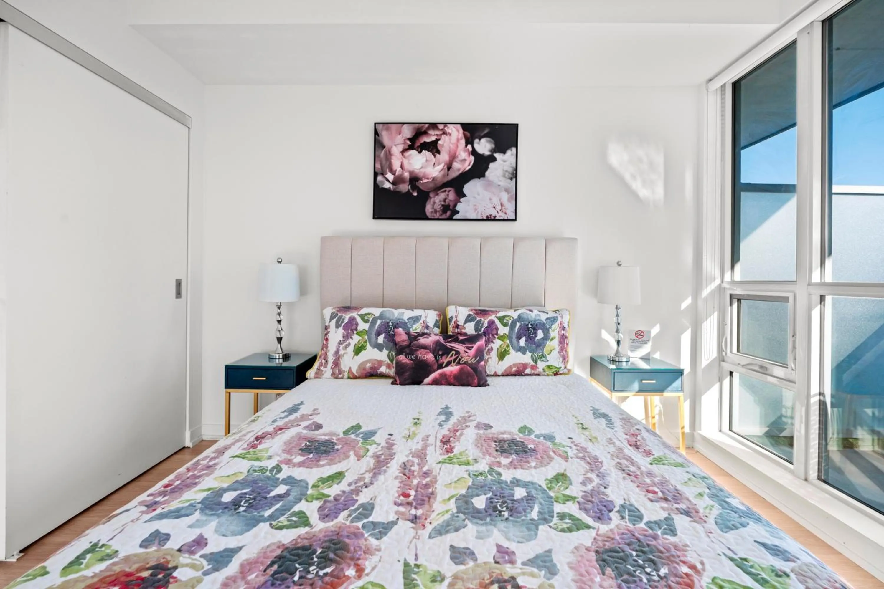 Bed in Modern Lillian St Apartments by GLOBALSTAY