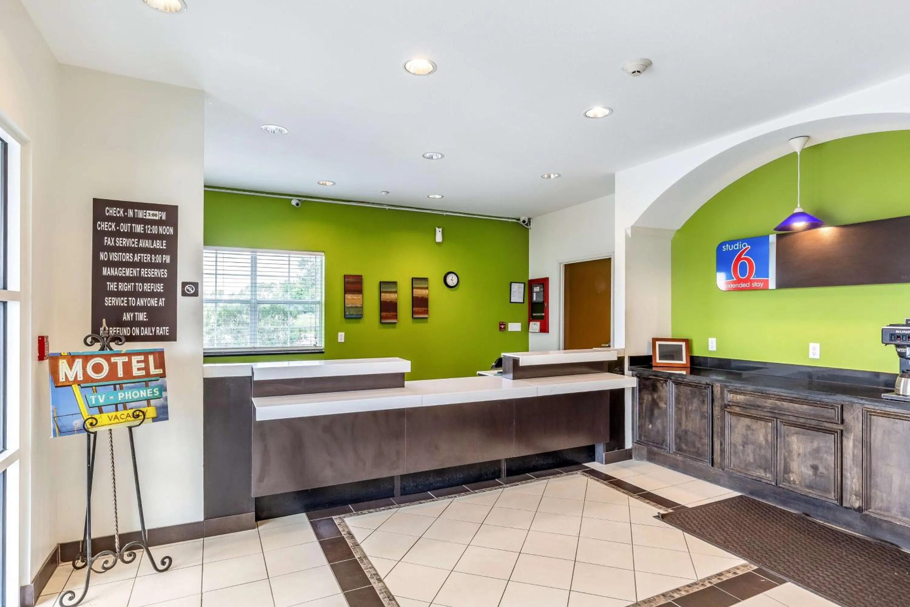 Lobby or reception in Studio 6-Orange, TX