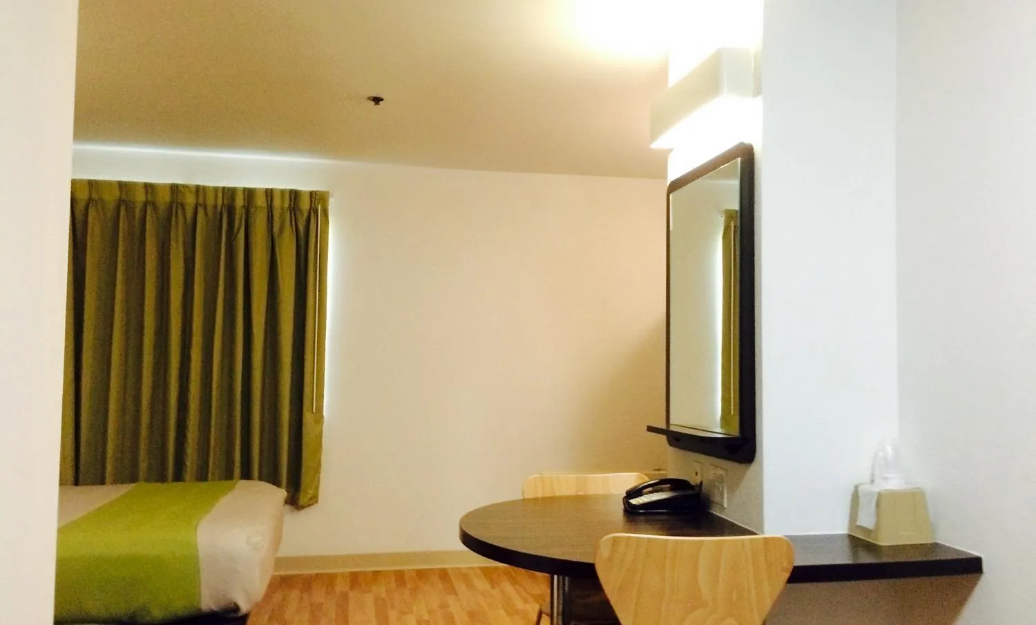 Seating area in Studio 6-Orange, TX