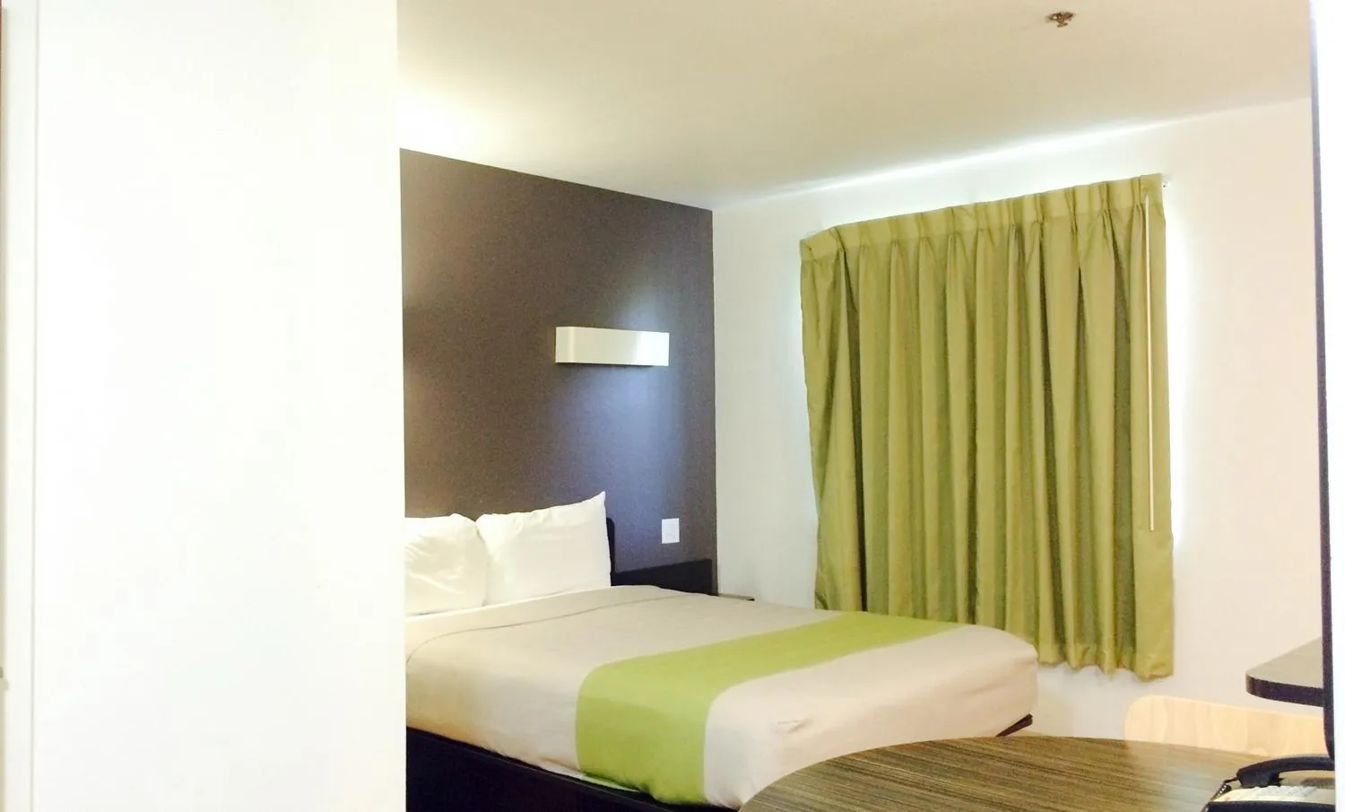 Bedroom, Bed in Studio 6-Orange, TX