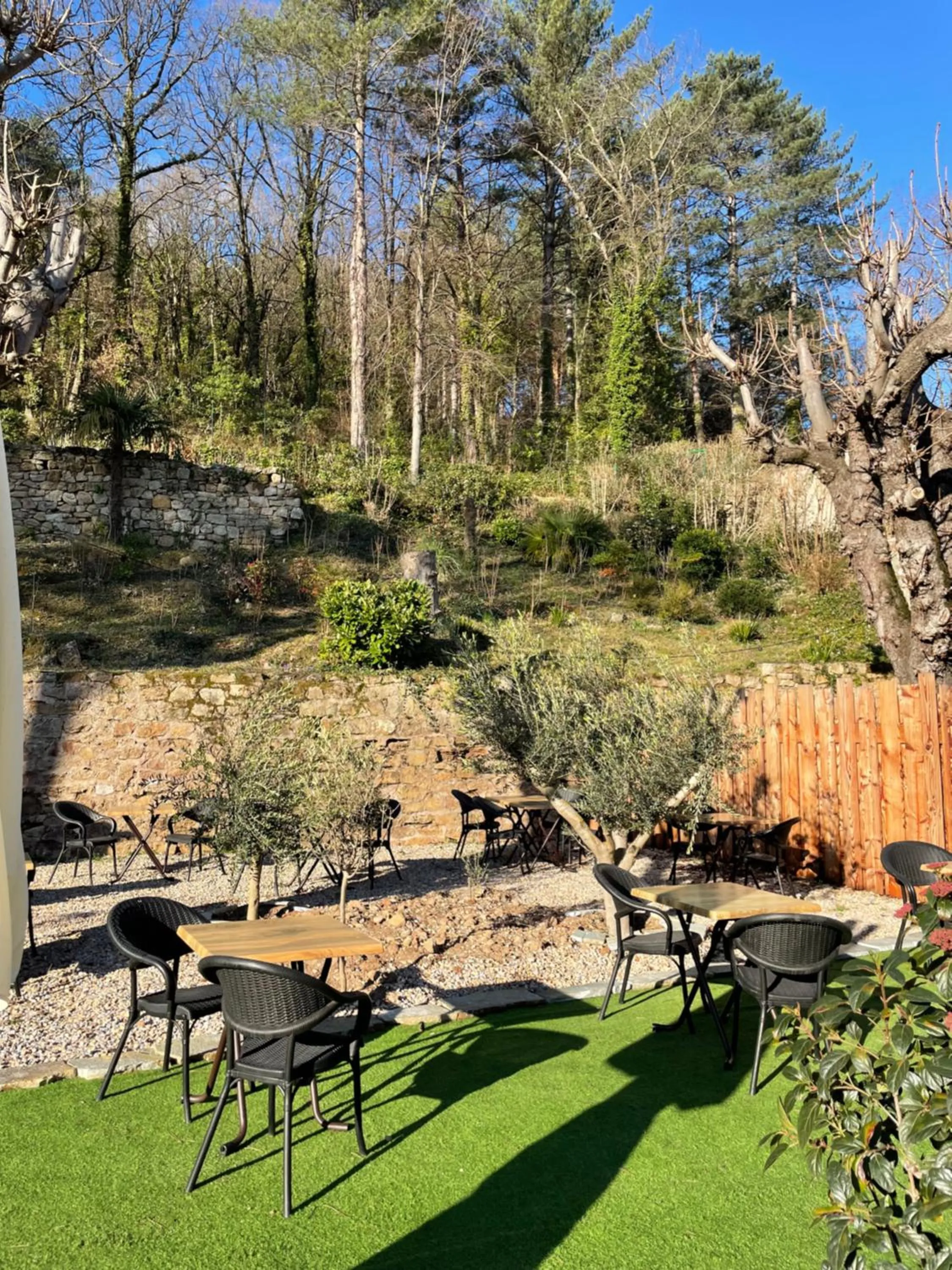 Patio in Hotel De Ma Tante