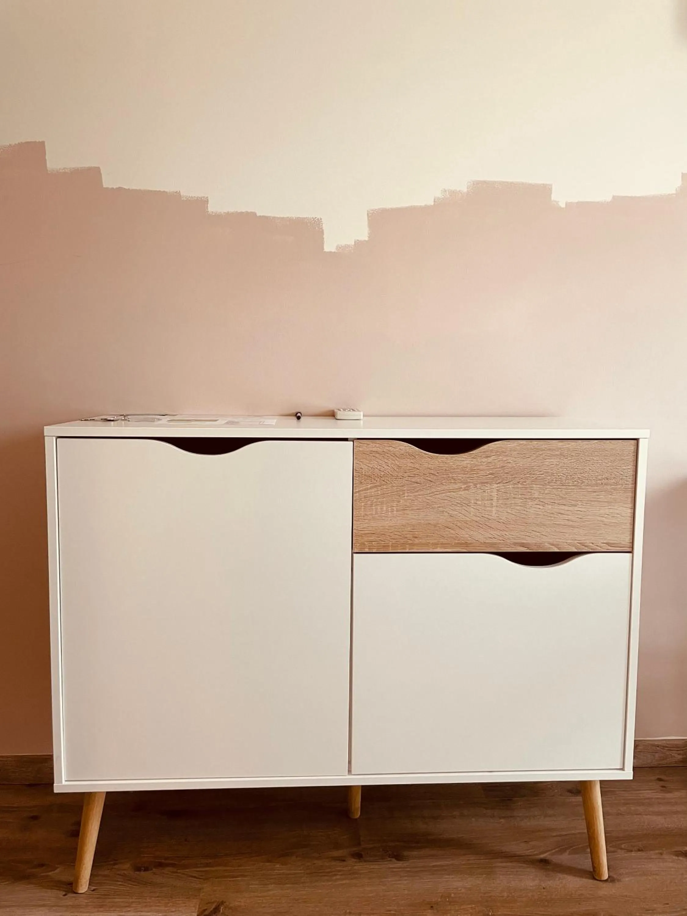 Decorative detail in Hotel De Ma Tante