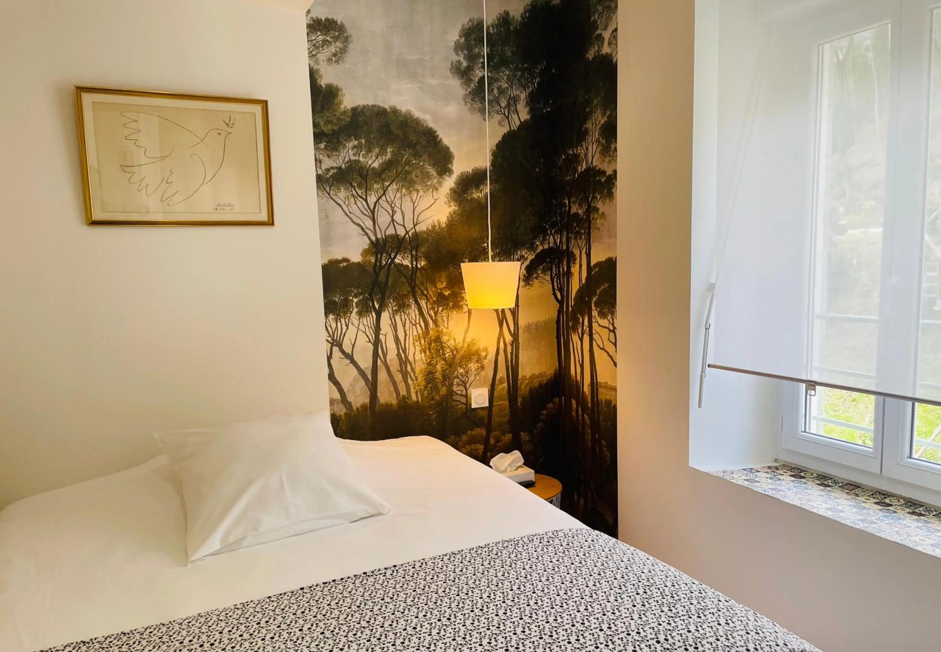 Bedroom, Bed in Hotel De Ma Tante