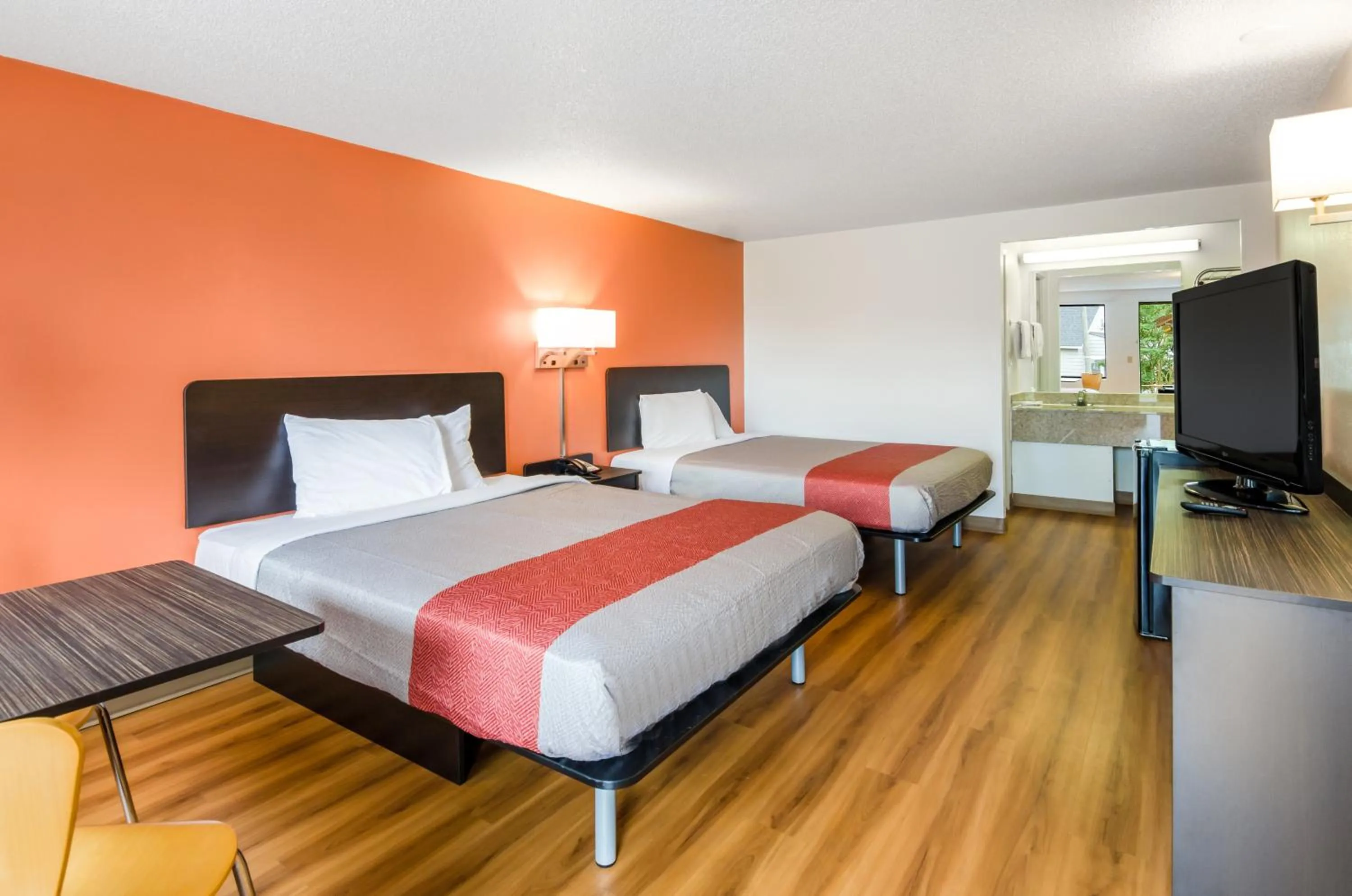 Bed in Motel 6-Salem, VA