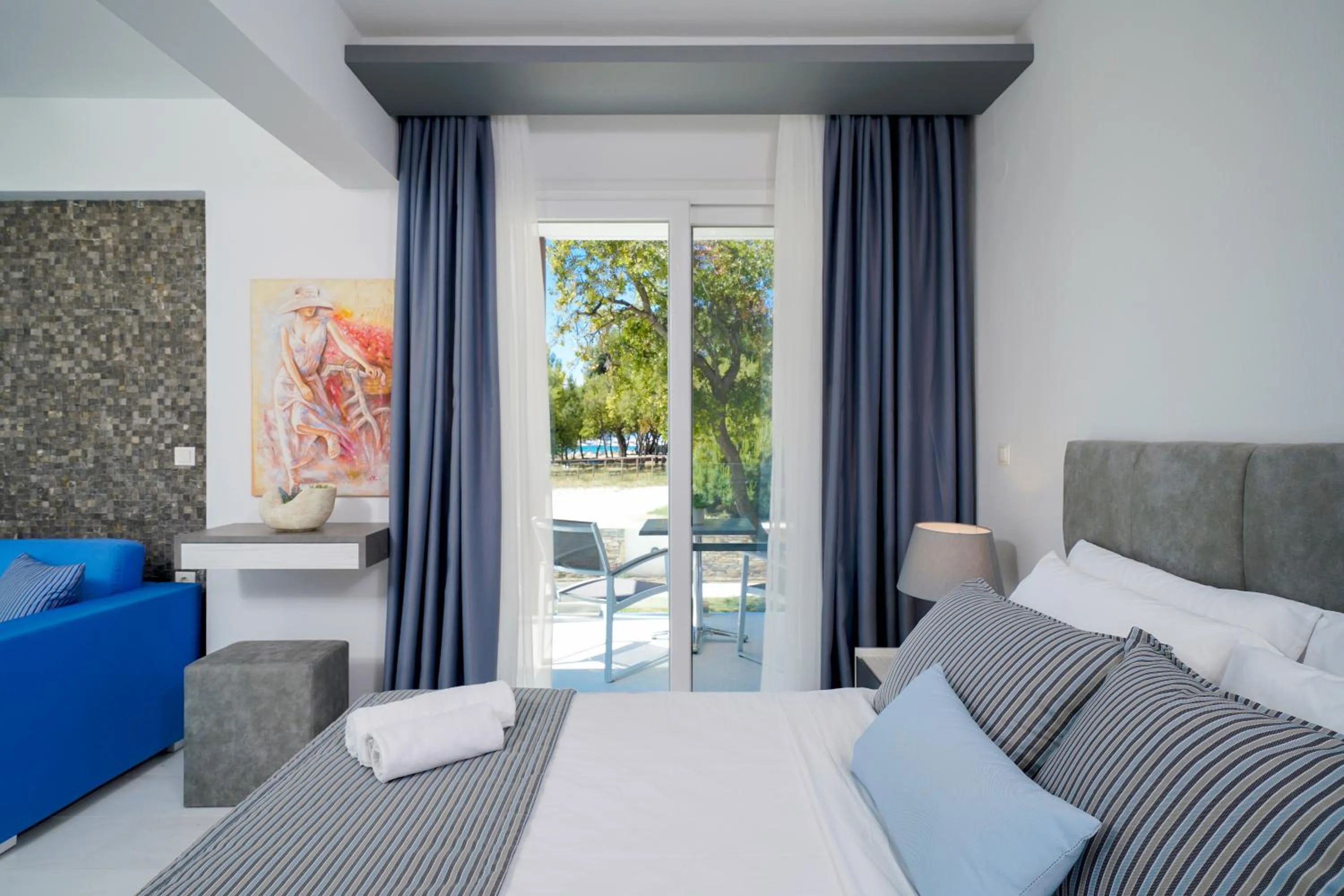 Photo of the whole room, Bed in Sentimento