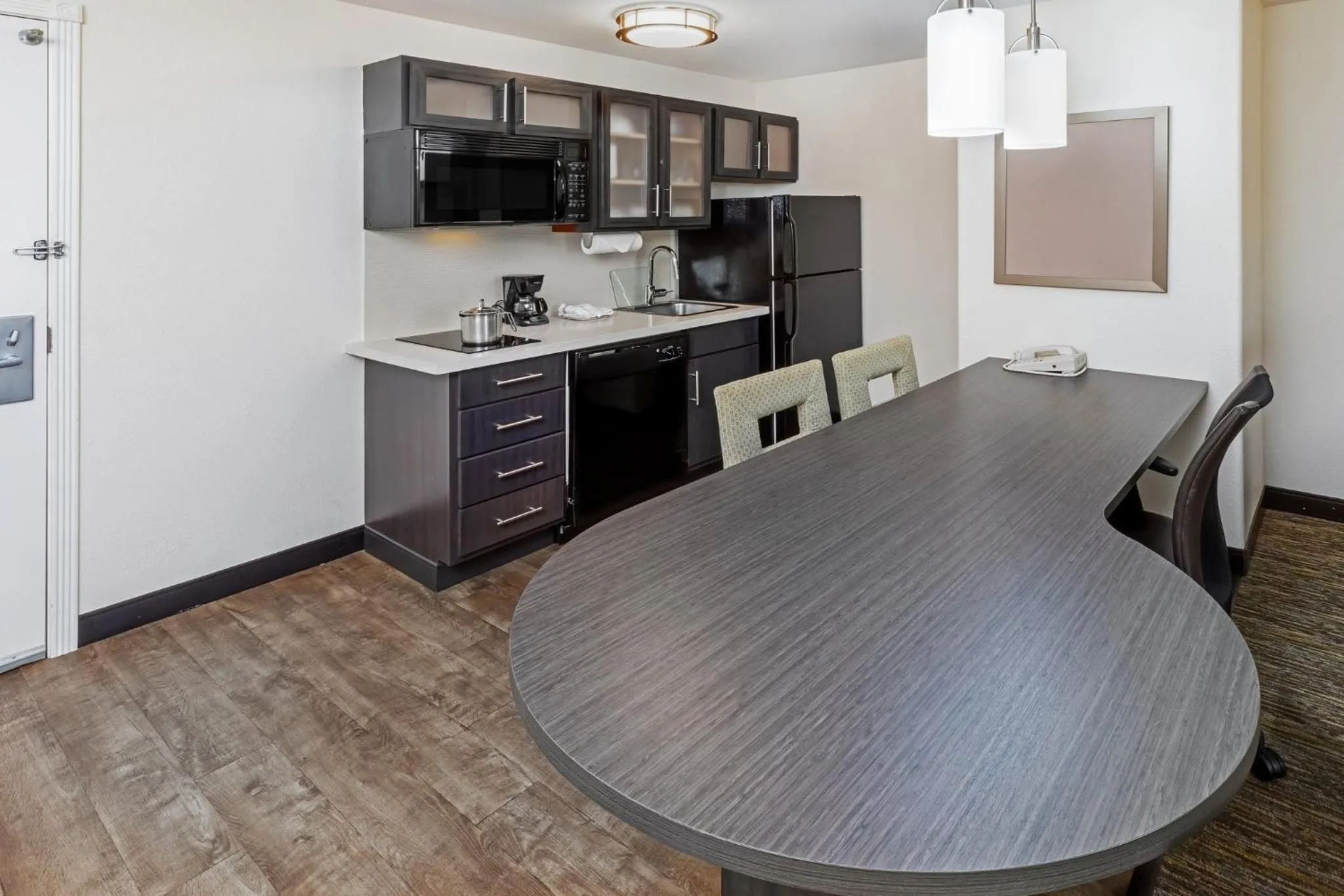 Photo of the whole room in Candlewood Suites Tyler by IHG