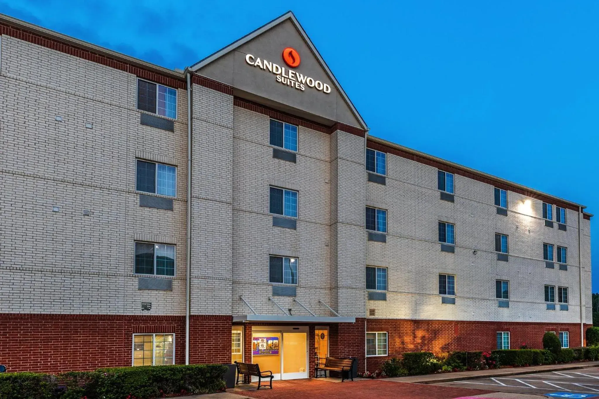Property building in Candlewood Suites Tyler by IHG Property building in Candlewood Suites Tyler by IHG