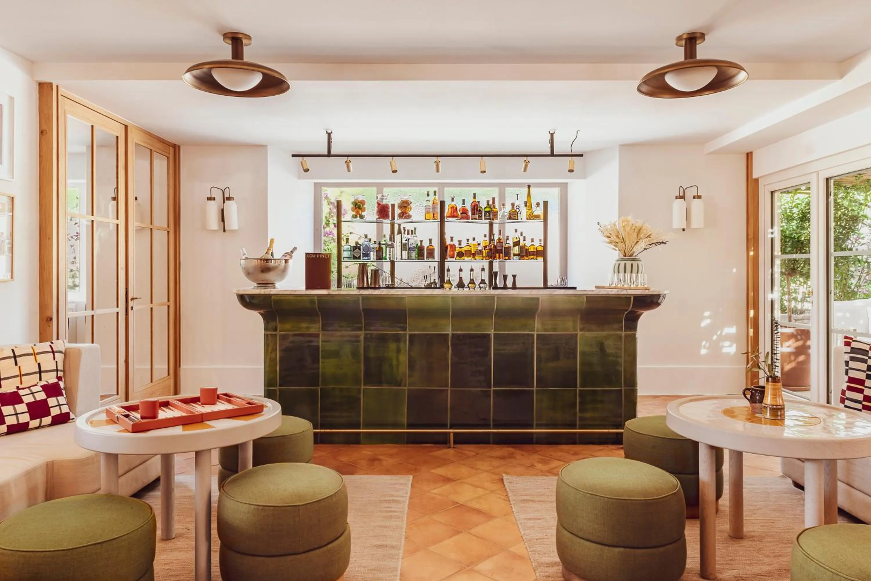 Lounge or bar in Hotel Lou Pinet
