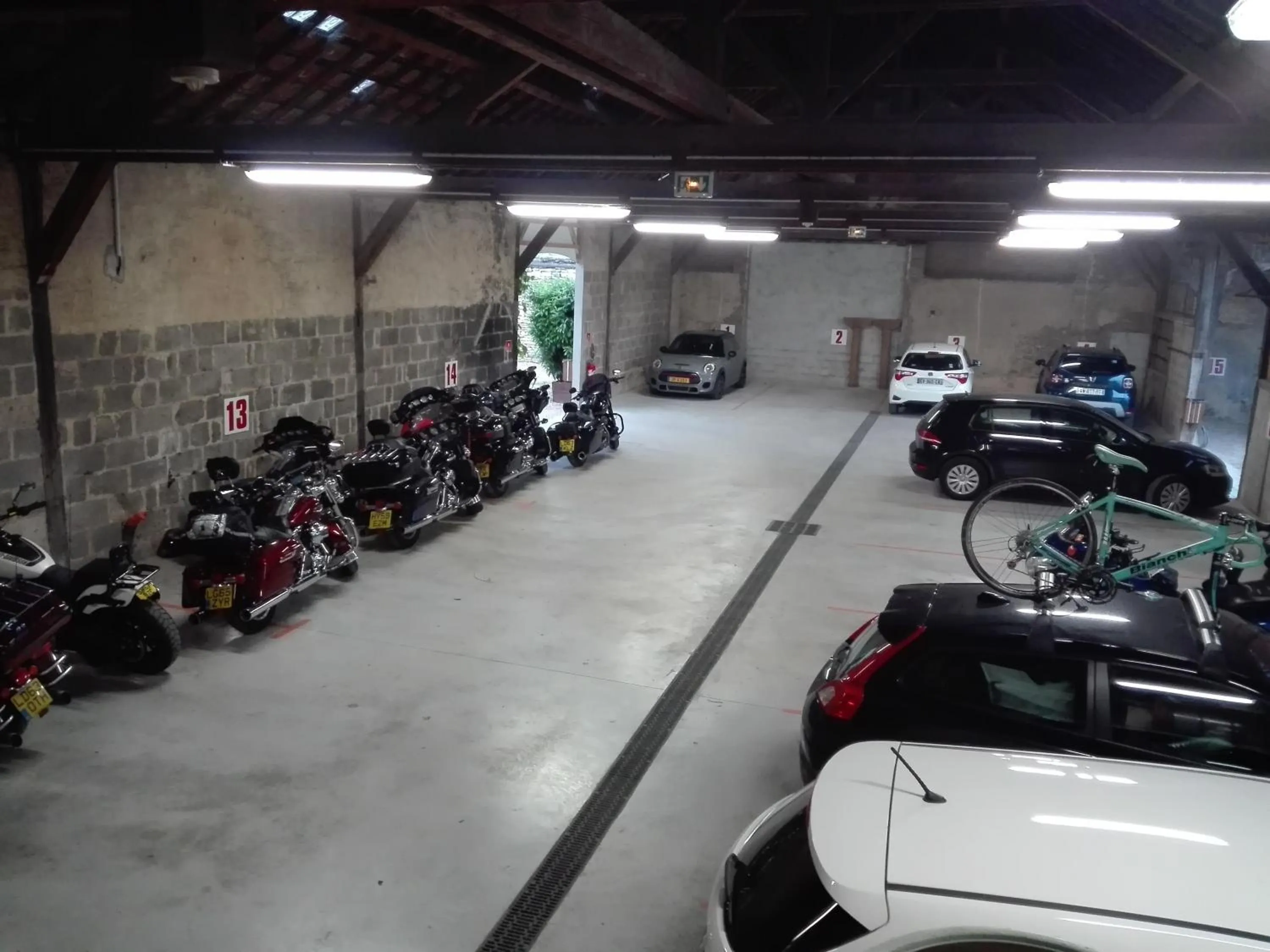 Parking in Beaune Hôtel