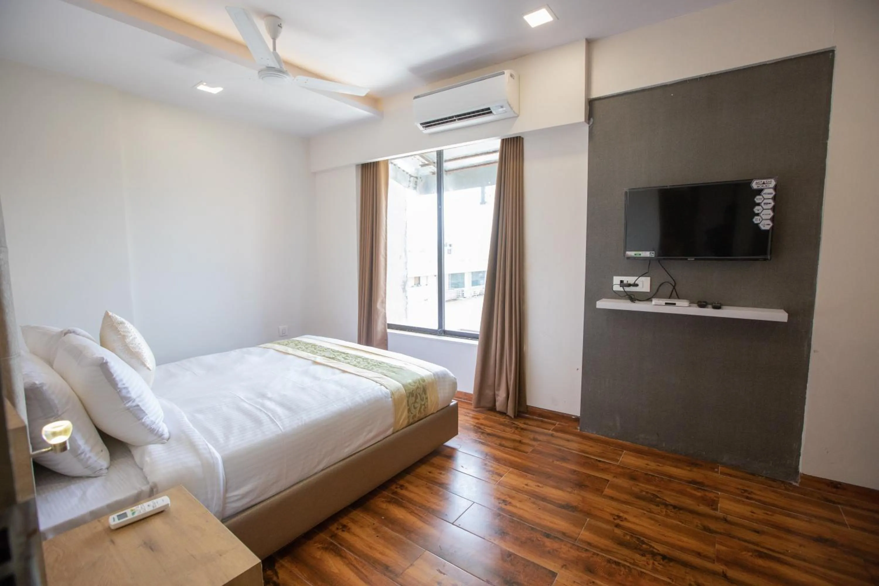 Photo of the whole room, Bed in Hotel Grace Galaxy