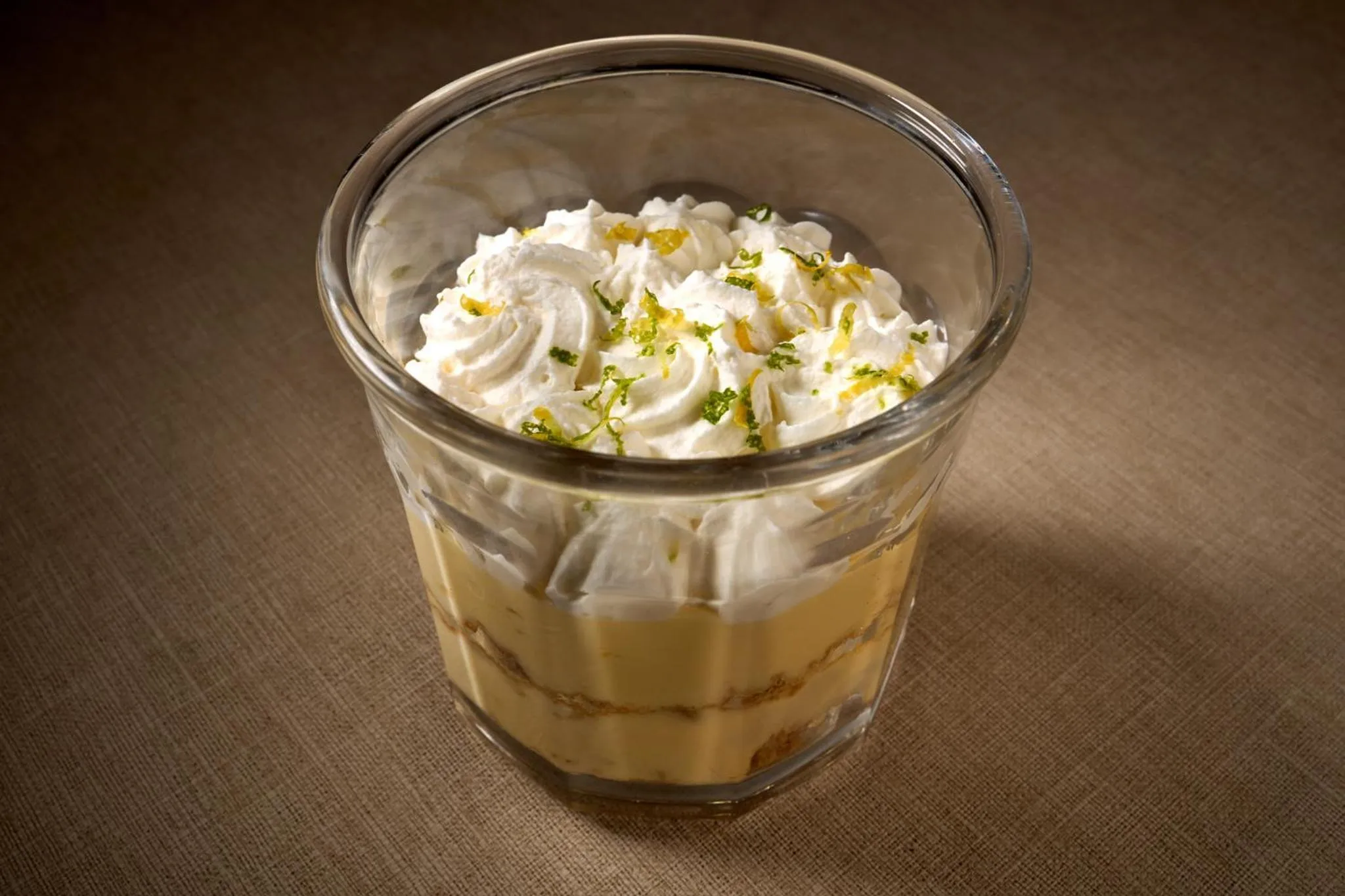 Restaurant/places to eat in Hôtel Roissy