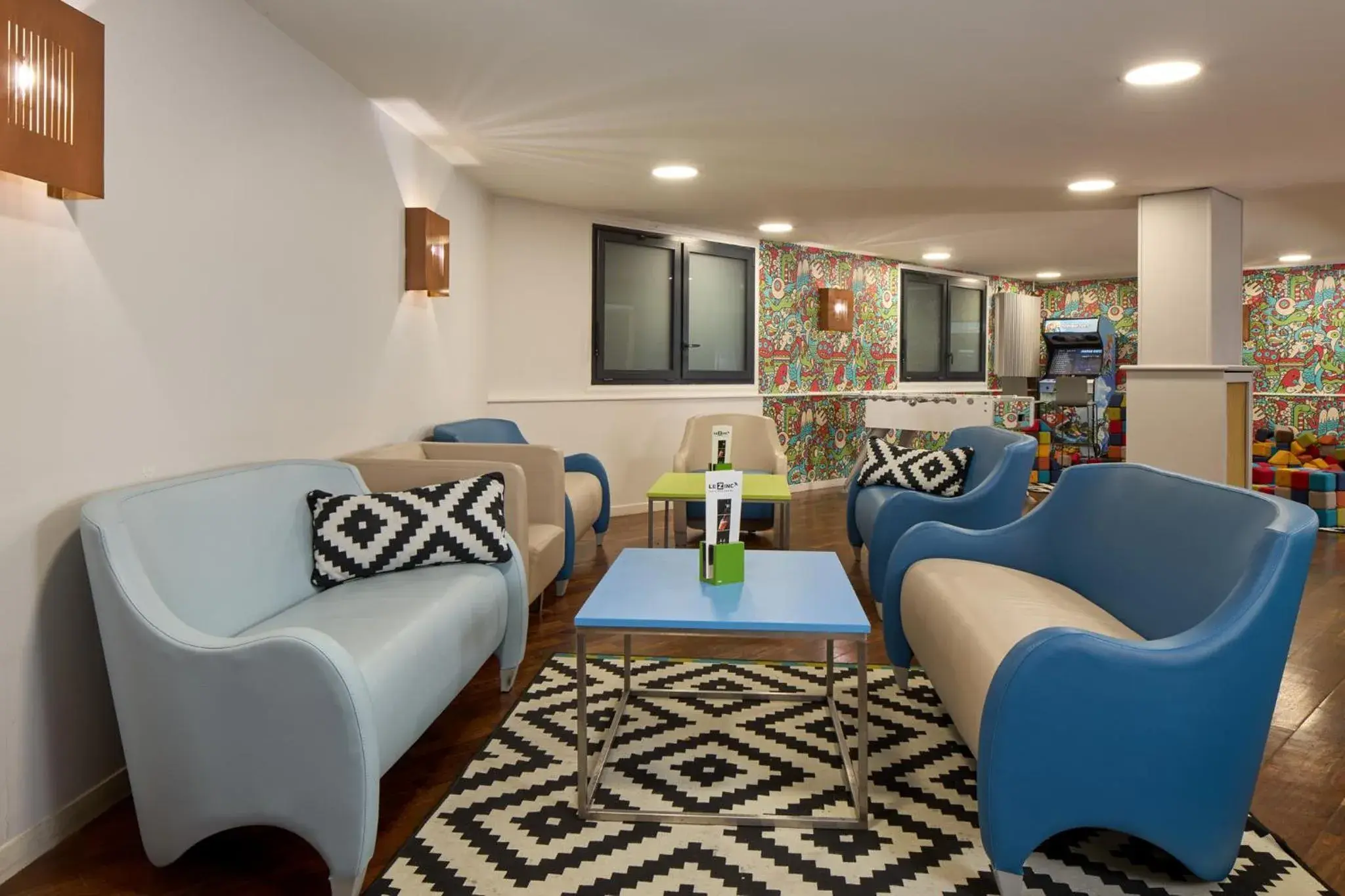 Lounge or bar in Hôtel Roissy Lounge or bar in Hôtel Roissy