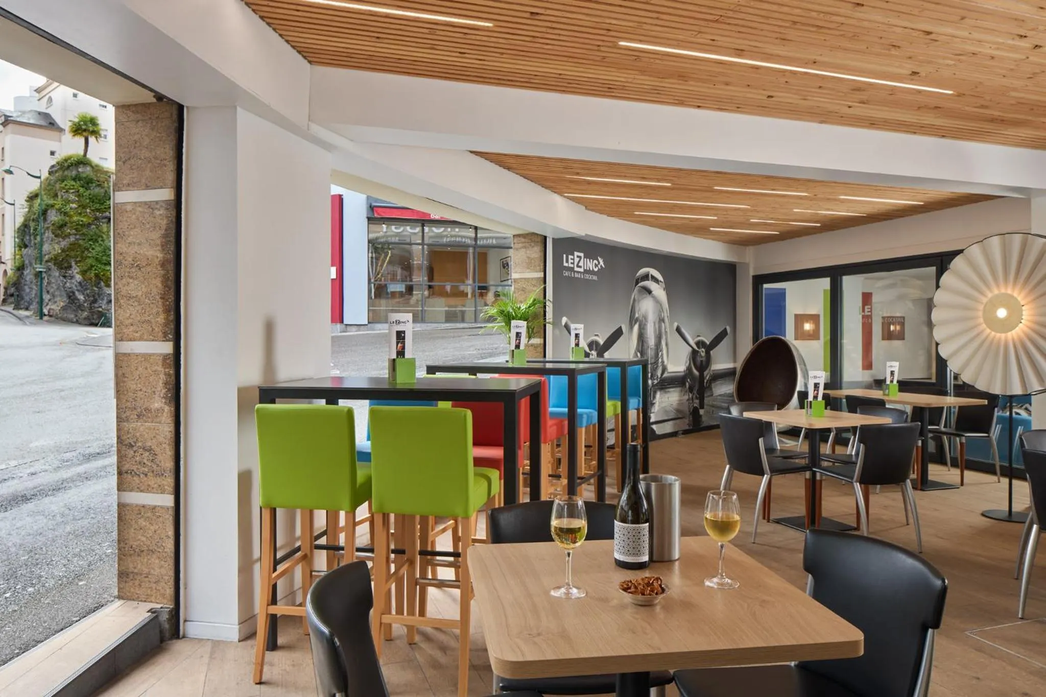 Patio in Hôtel Roissy