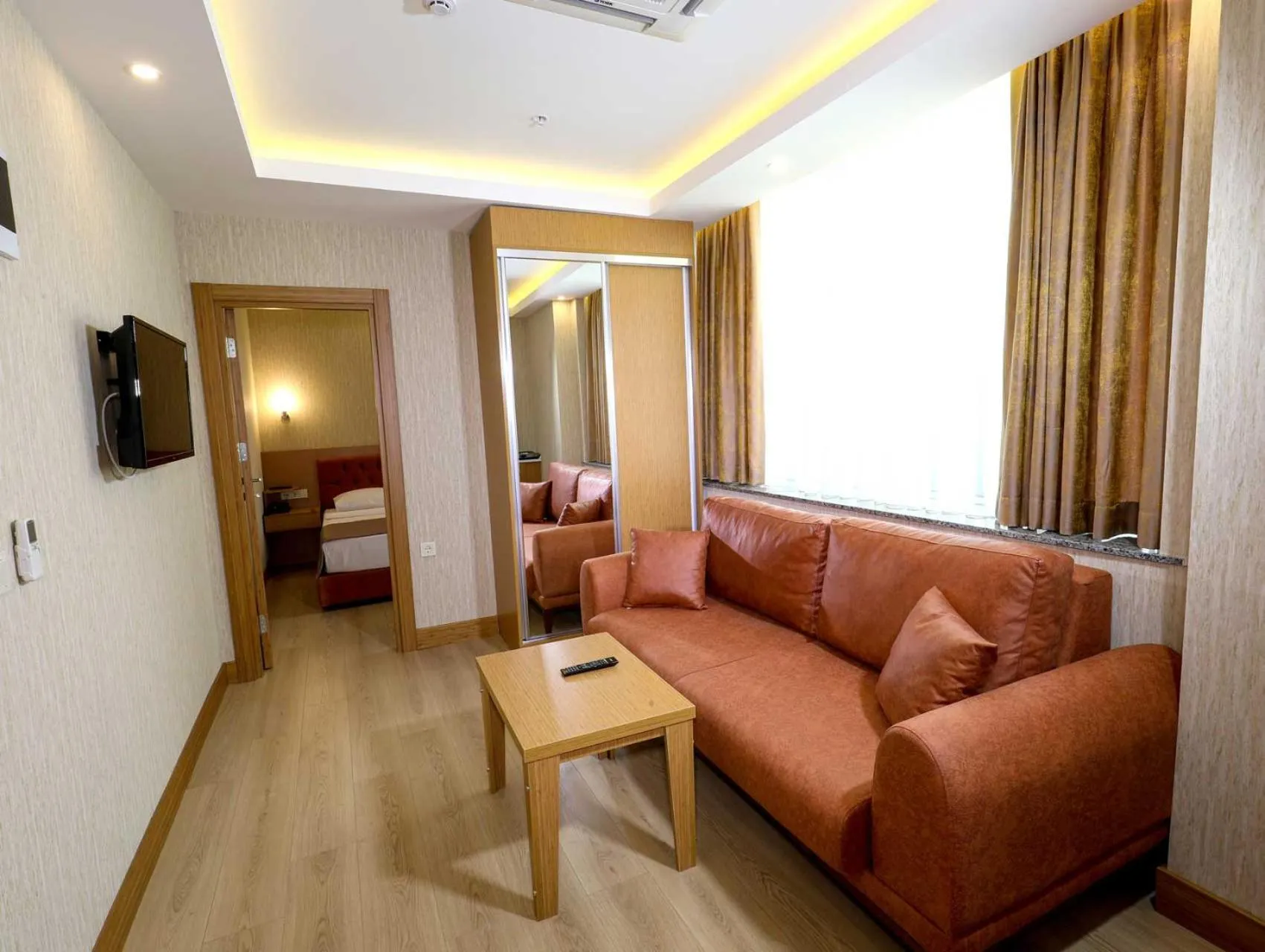 Living room in Grand Elmira Suites