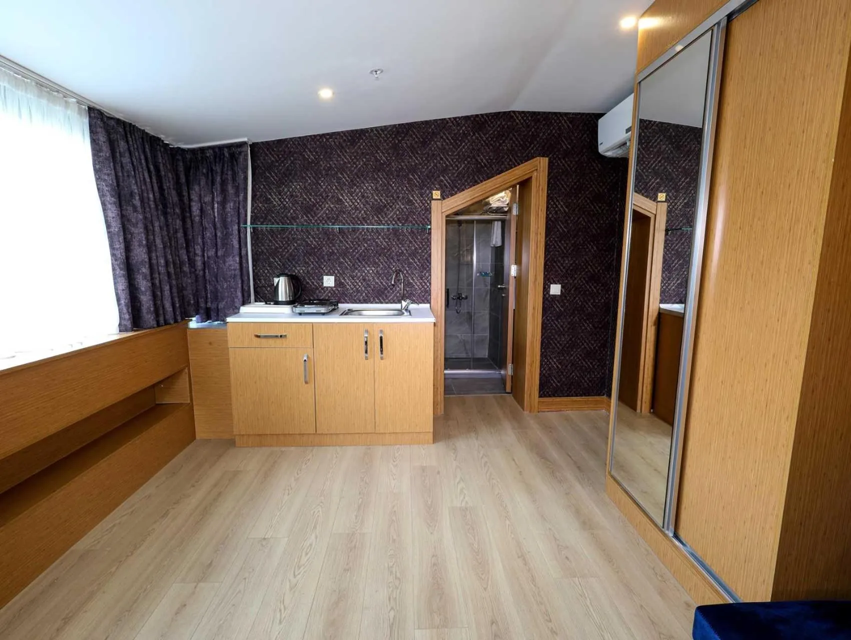 Kitchen or kitchenette in Grand Elmira Suites