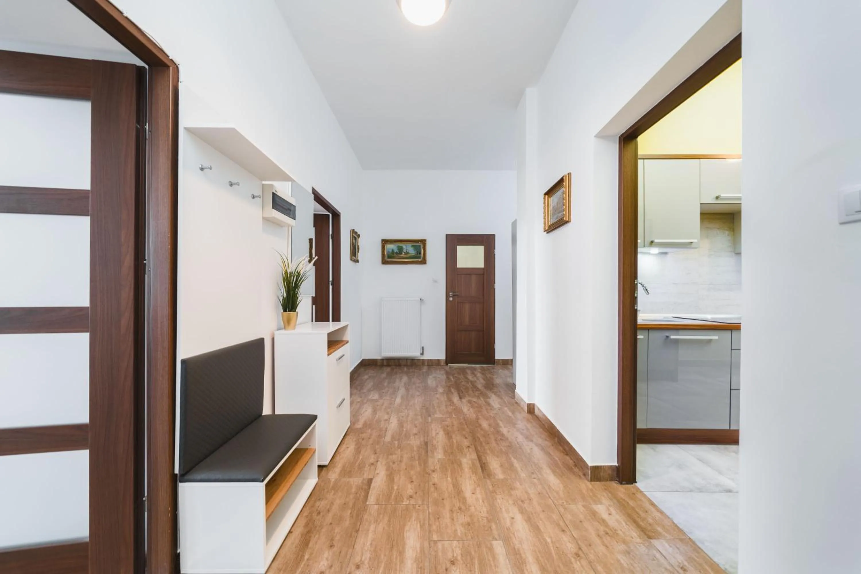 Kitchen or kitchenette in Barbakan Residence Old Town