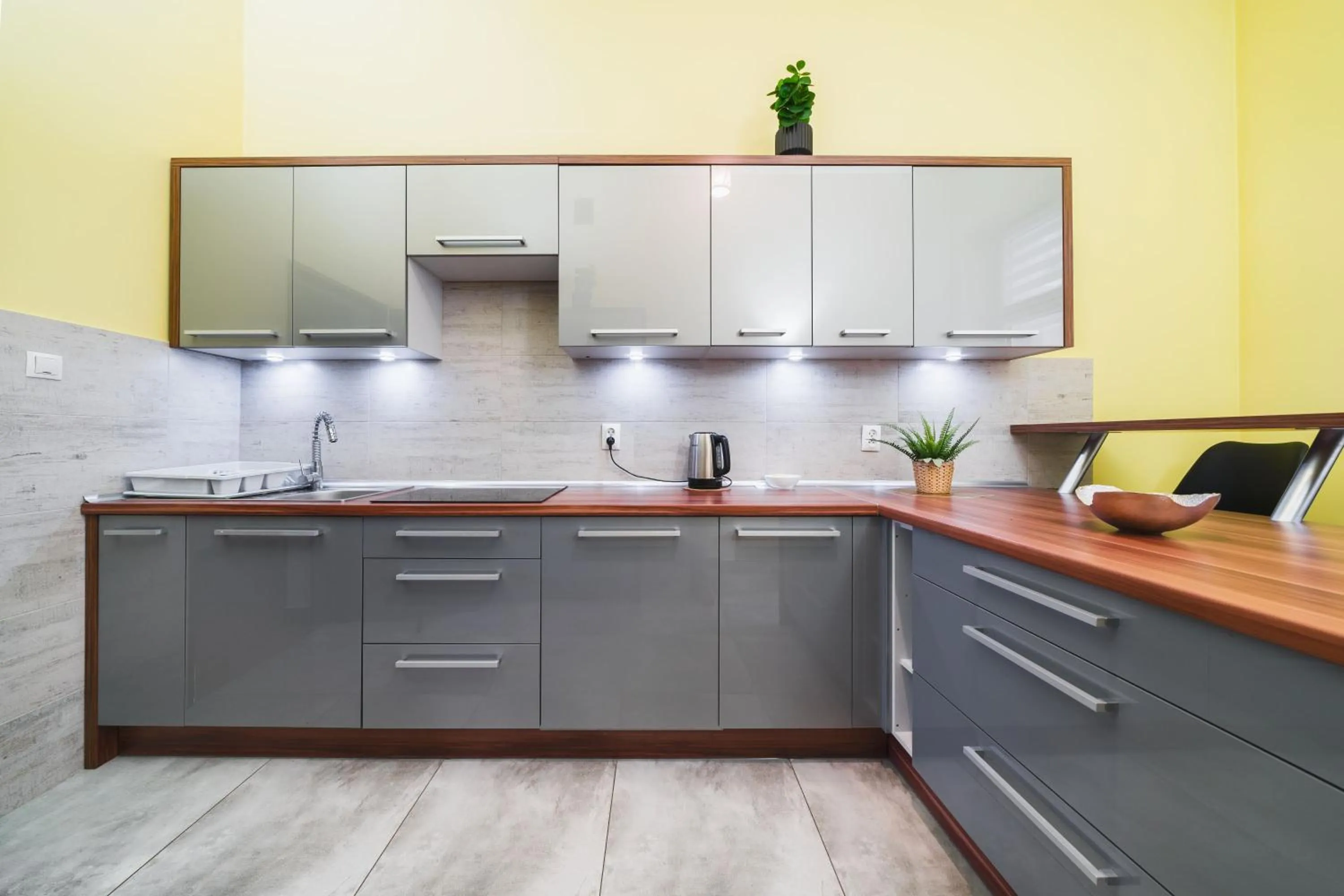 Kitchen or kitchenette in Barbakan Residence Old Town