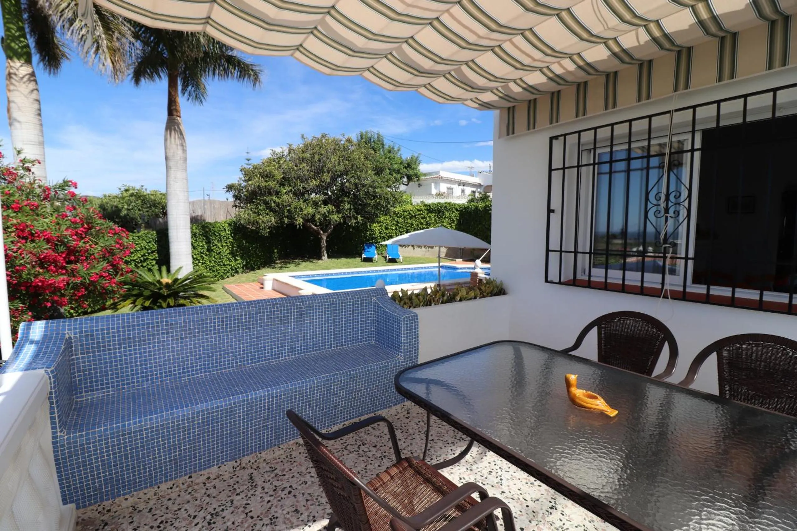 Swimming pool in Villa el Romeral SpainSunRentals 1112