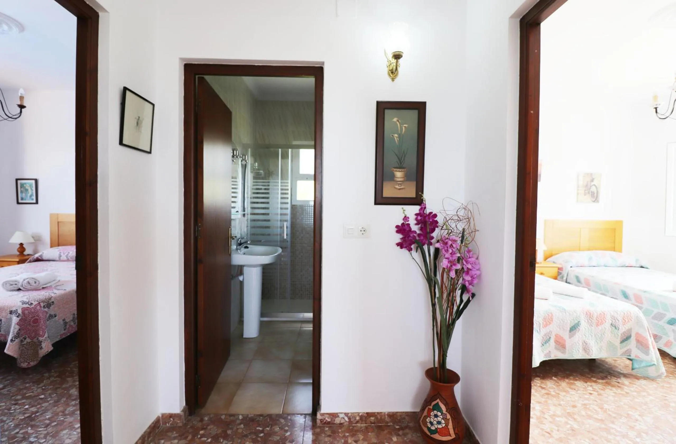 Decorative detail, Bed in Villa el Romeral SpainSunRentals 1112