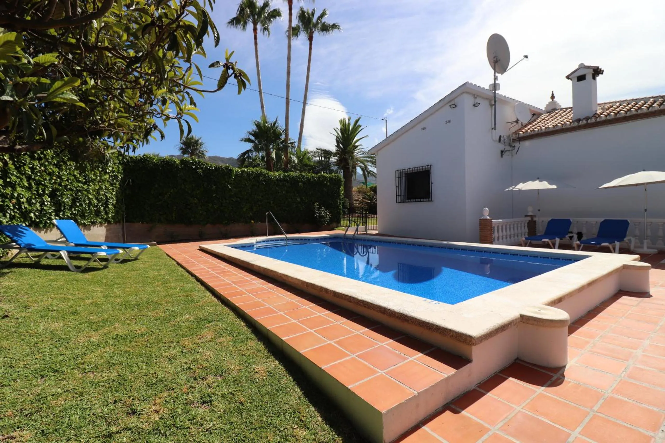 Swimming pool in Villa el Romeral SpainSunRentals 1112
