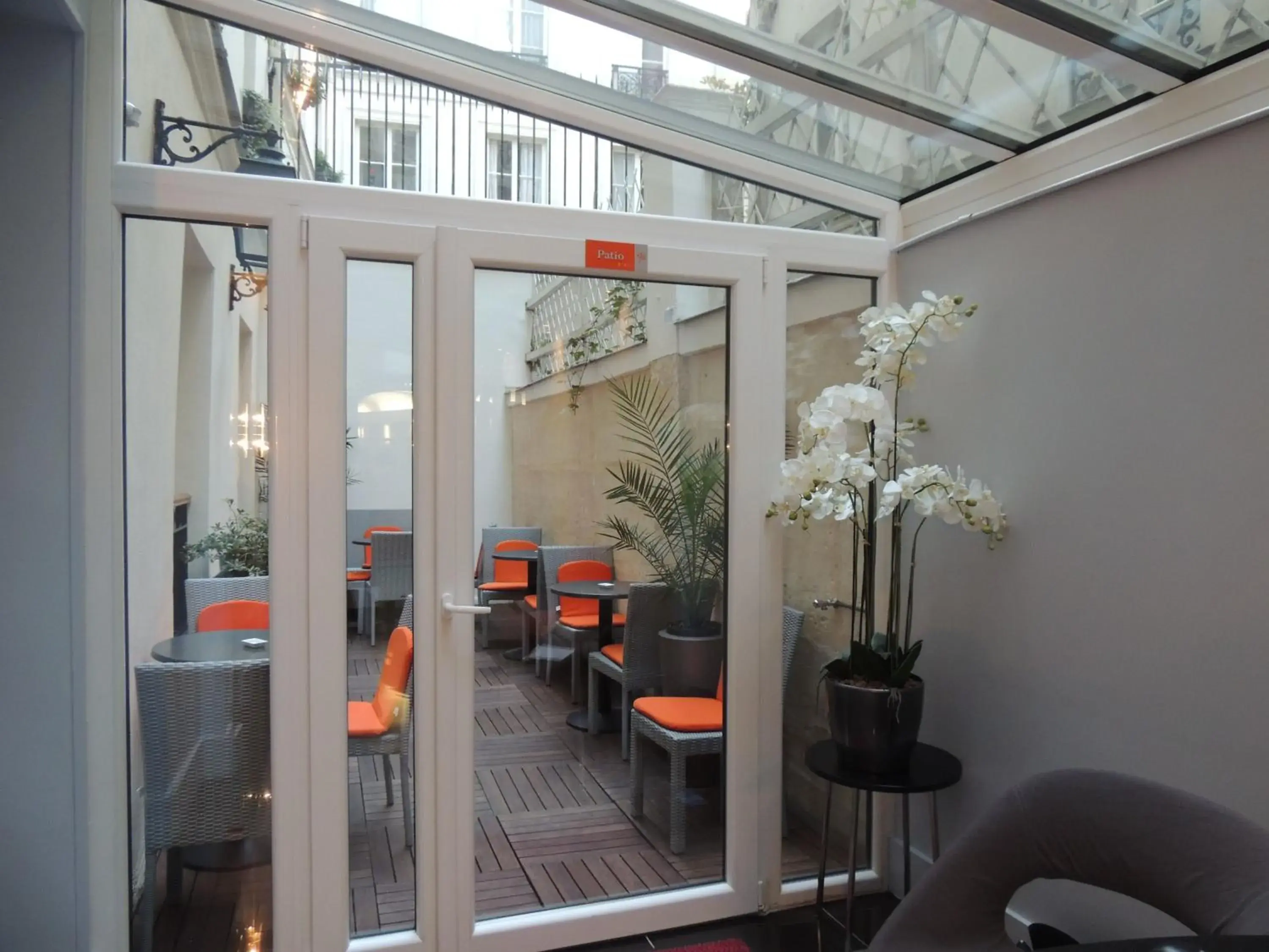 Lobby or reception in Hôtel Eden Opéra Lobby or reception in Hôtel Eden Opéra