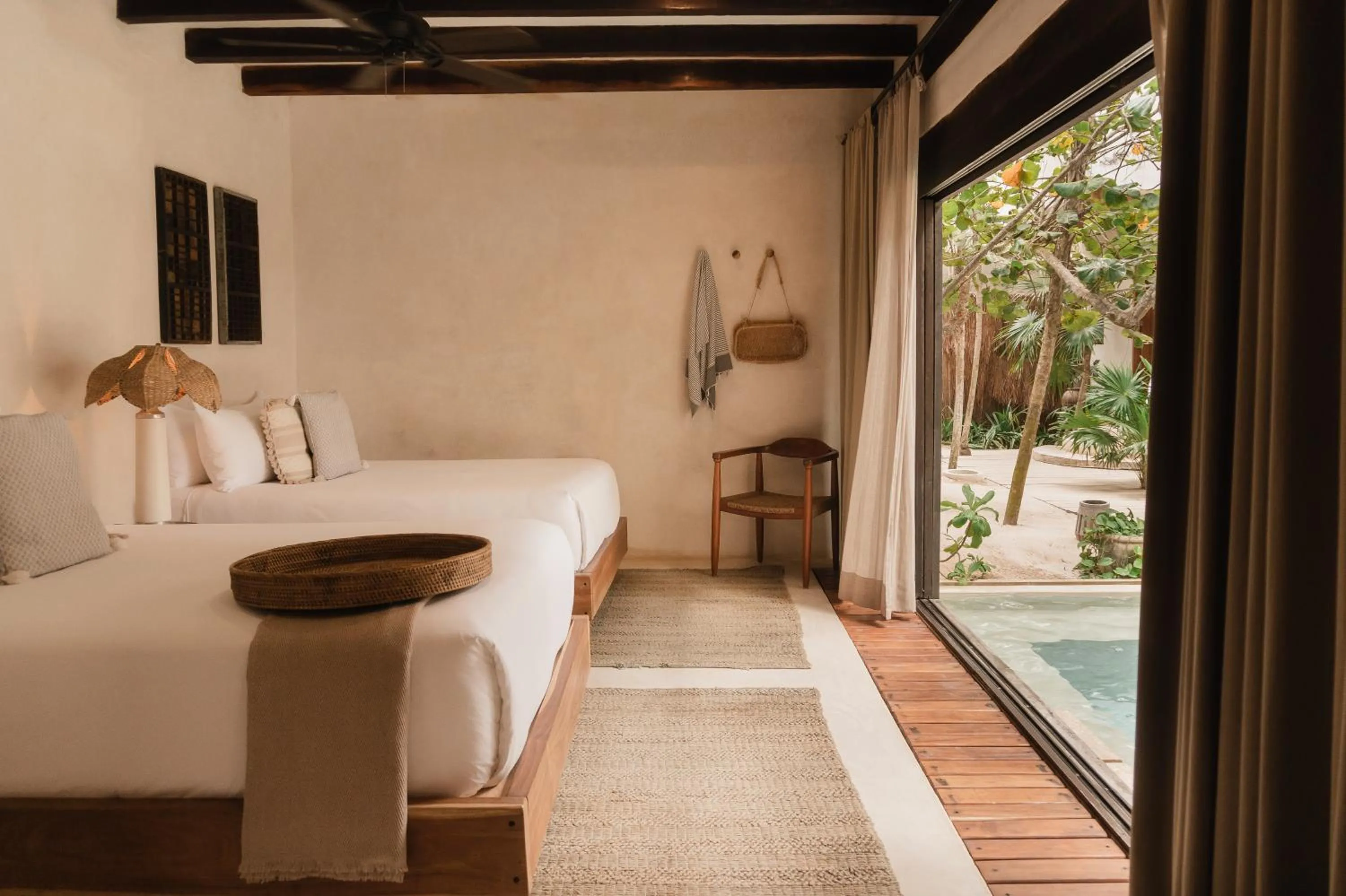 Photo of the whole room, Bed in Aldea Canzul Tulum