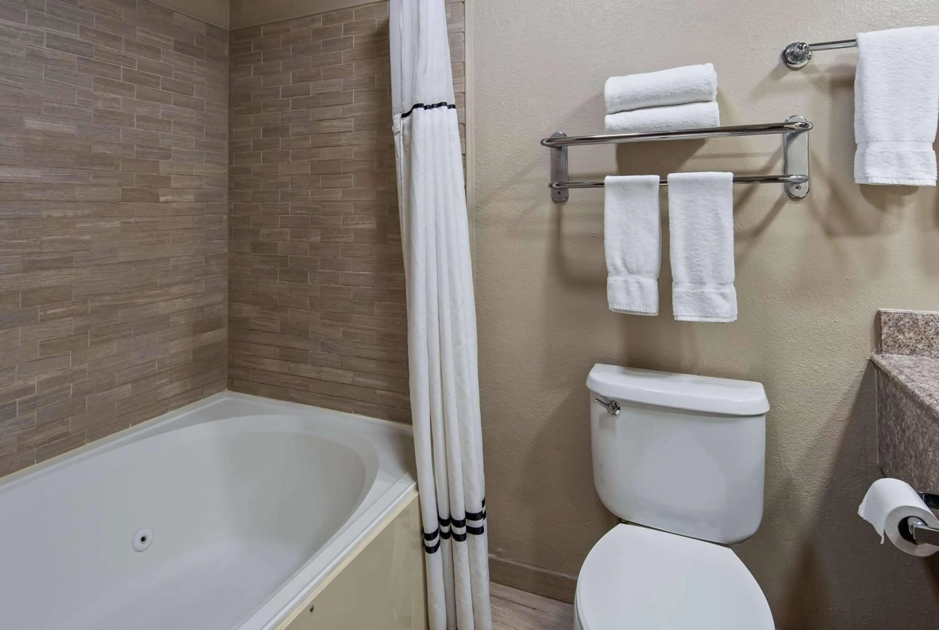 Photo of the whole room in Baymont by Wyndham Lubbock