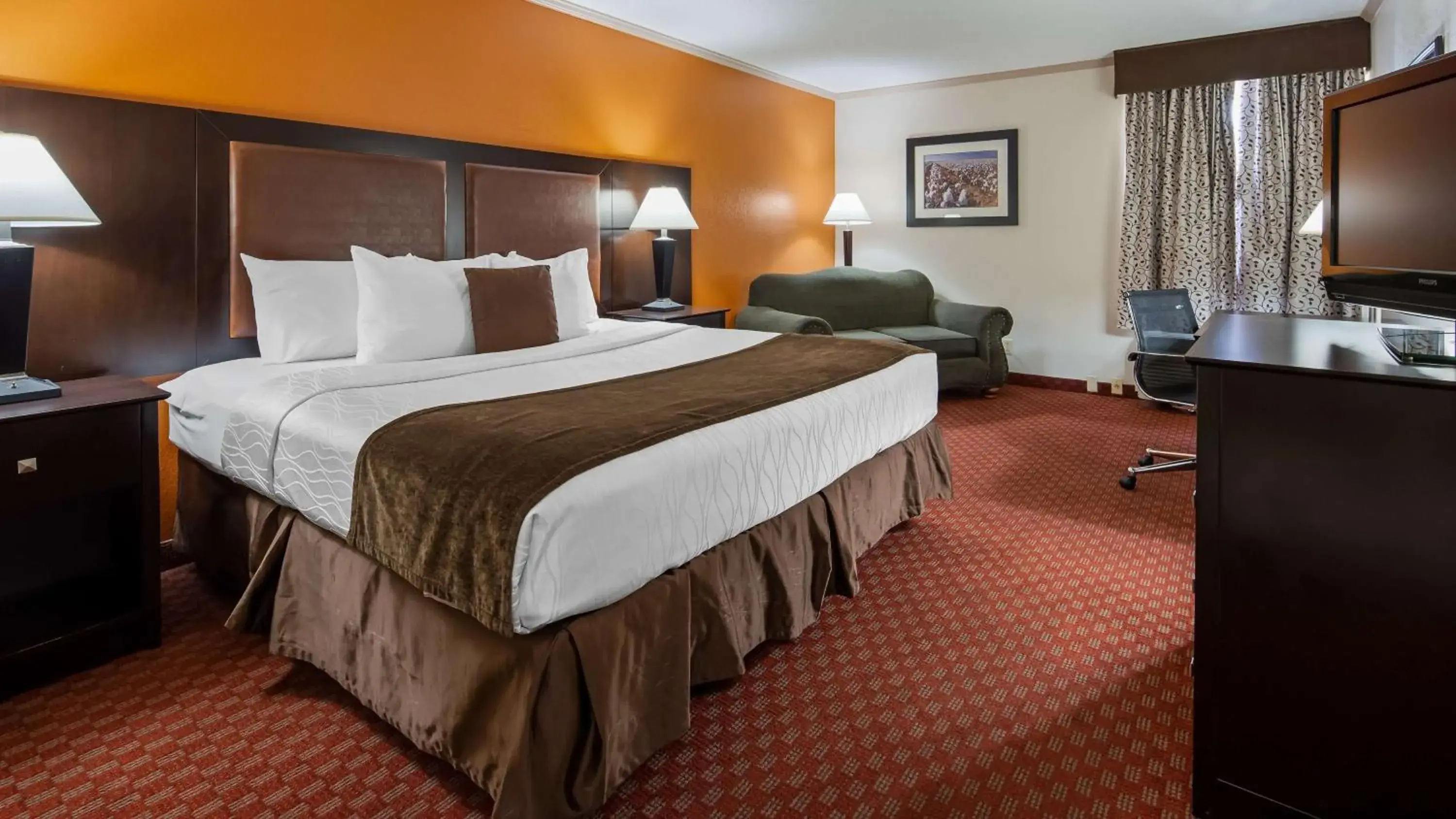 Photo of the whole room, Bed in Best Windsor Inn Photo of the whole room, Bed in Best Windsor Inn