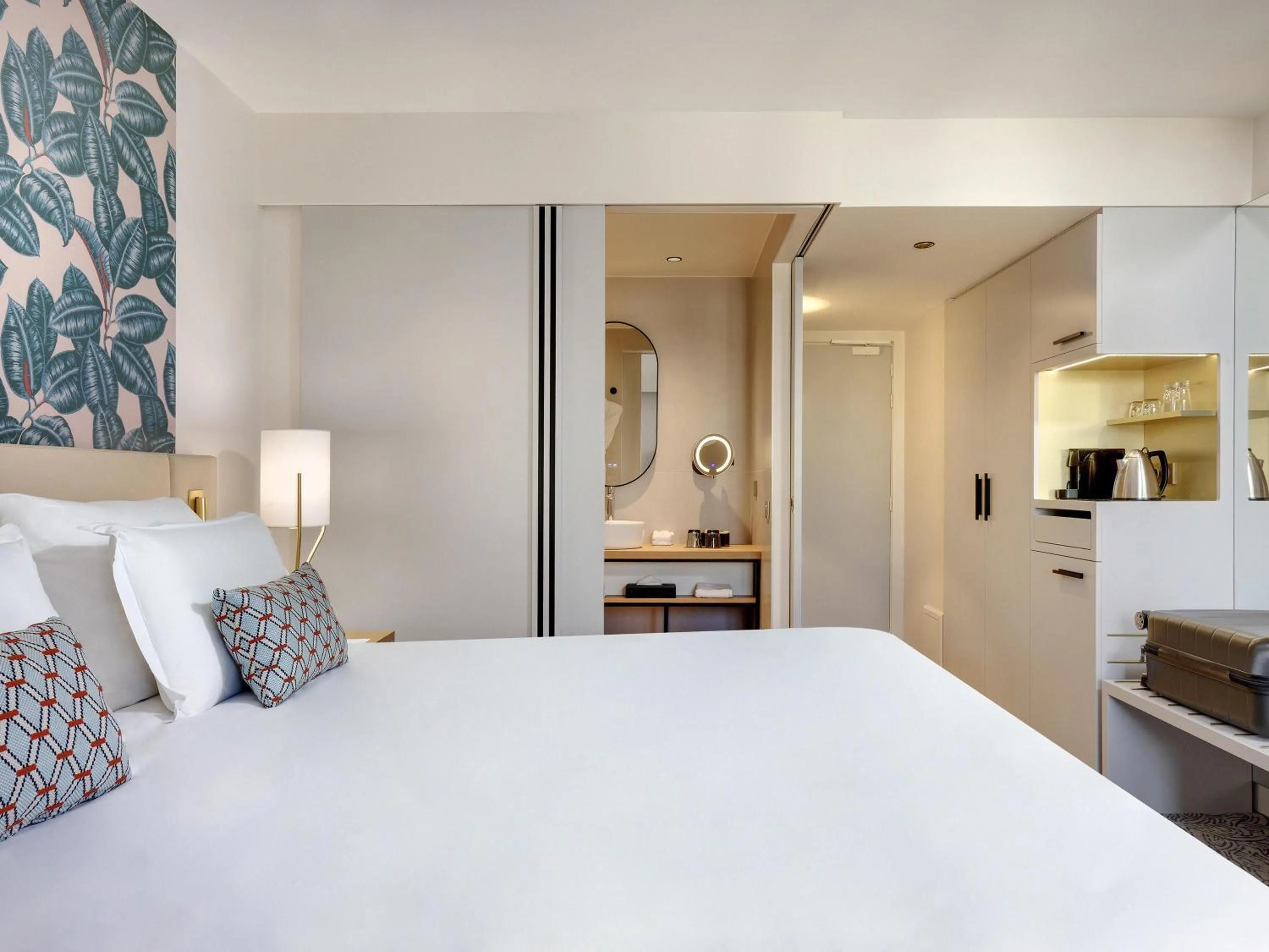 Bedroom, Bed in Pullman La Pléiade Montpellier Centre