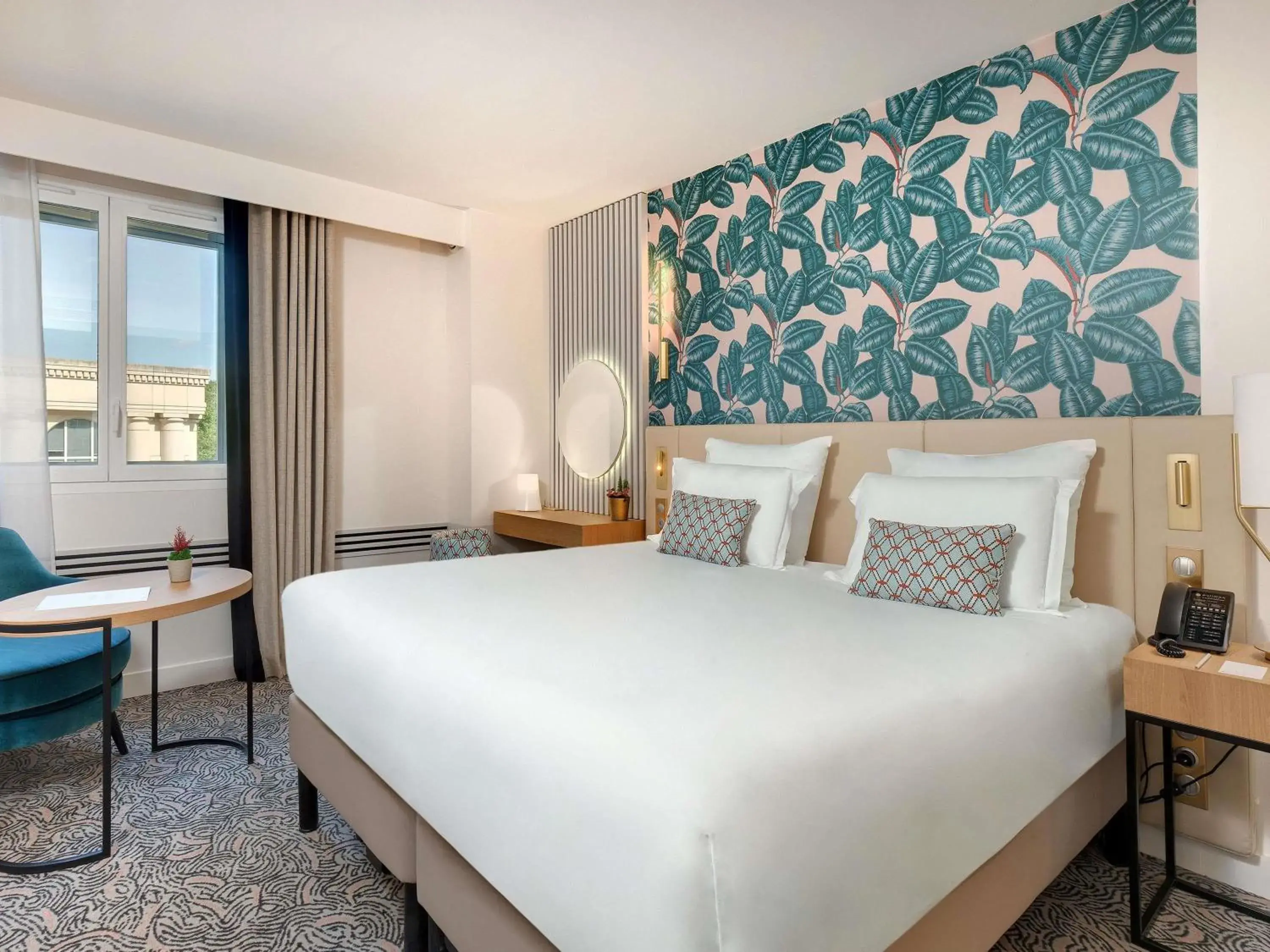 Bedroom, Bed in Pullman La Pléiade Montpellier Centre Bedroom, Bed in Pullman La Pléiade Montpellier Centre