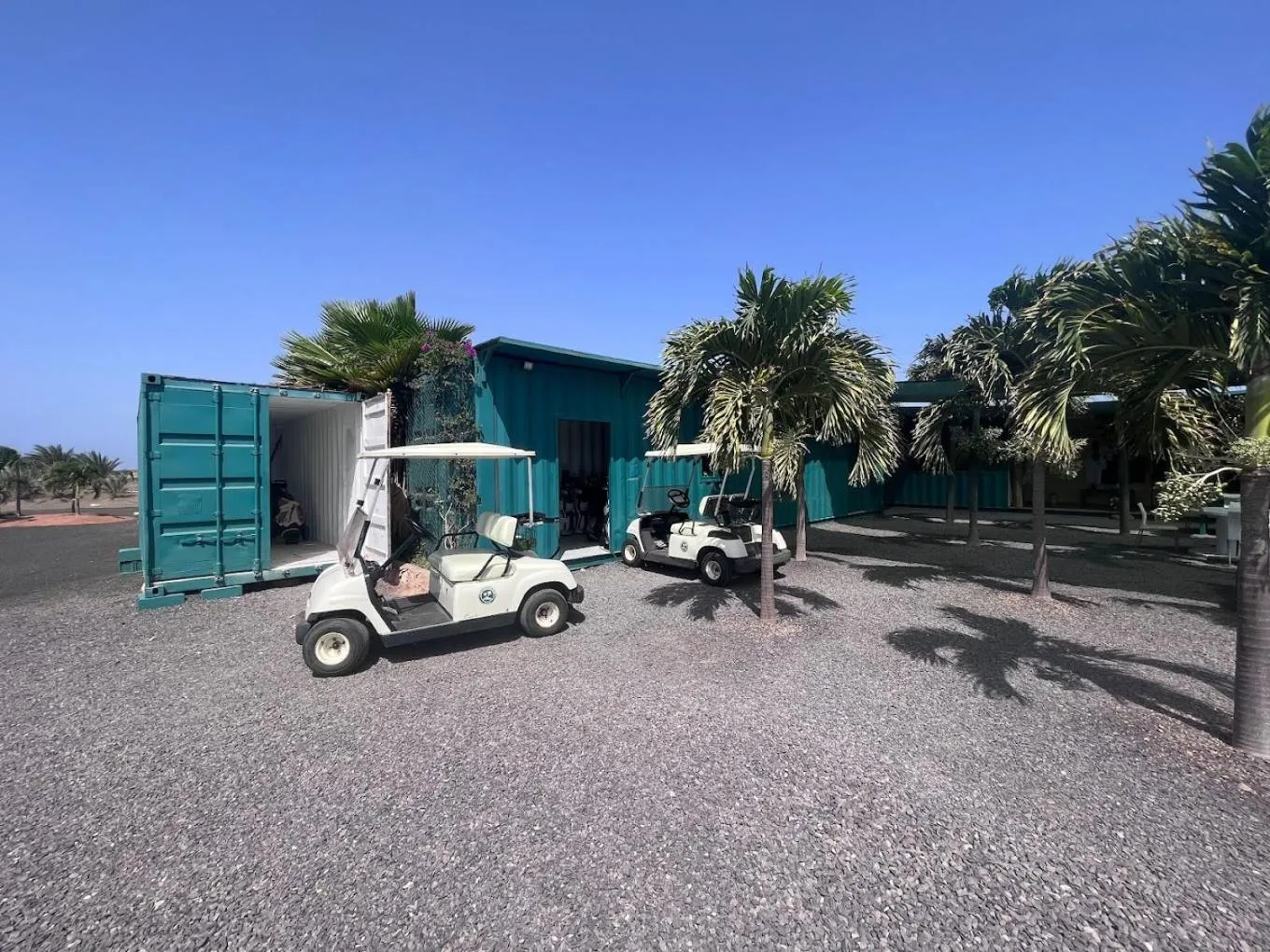 Golfcourse in Blue Eagle Guesthouse - Casa de hospedes