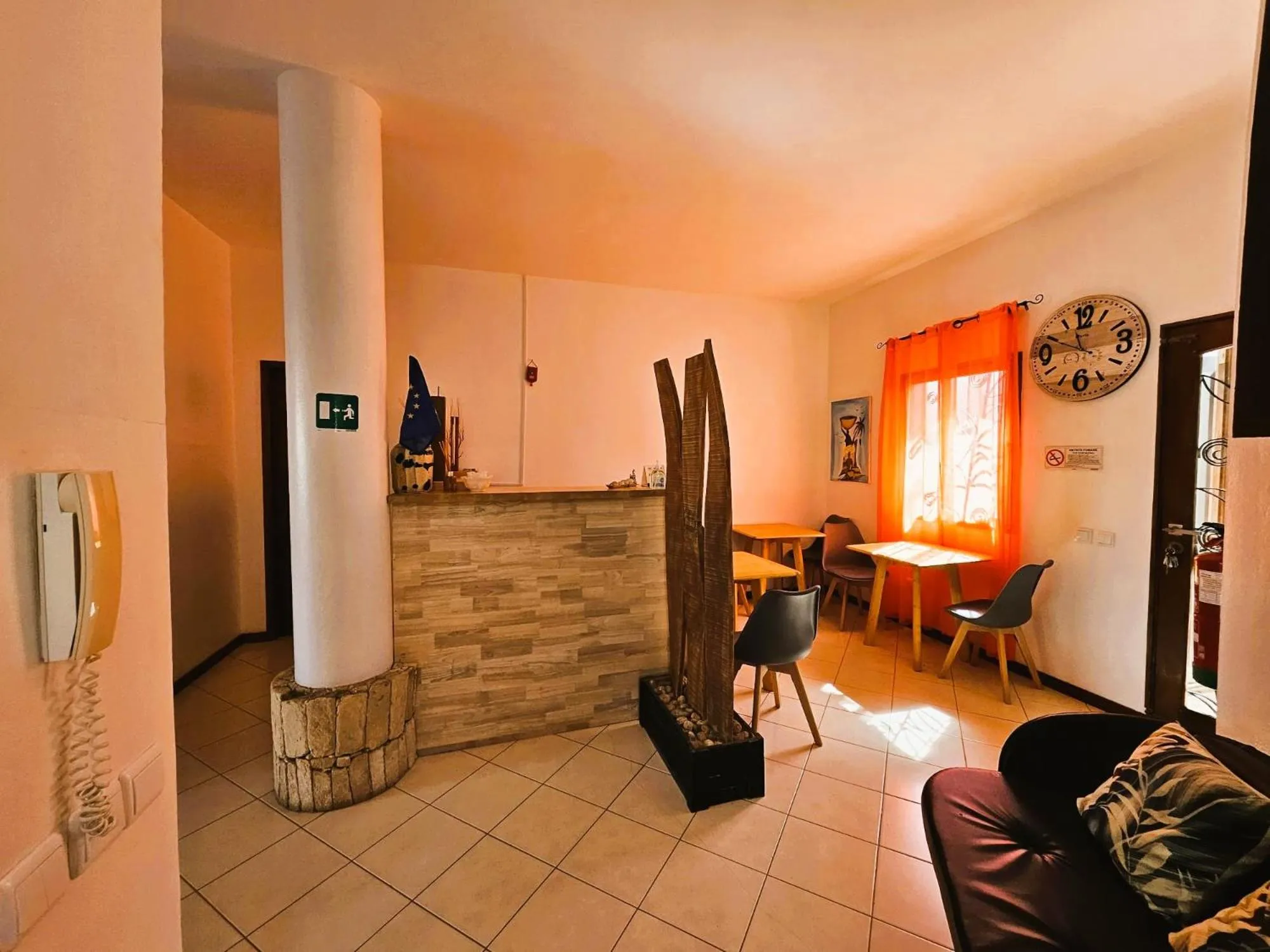 Blue Eagle Guesthouse - Casa de hospedes