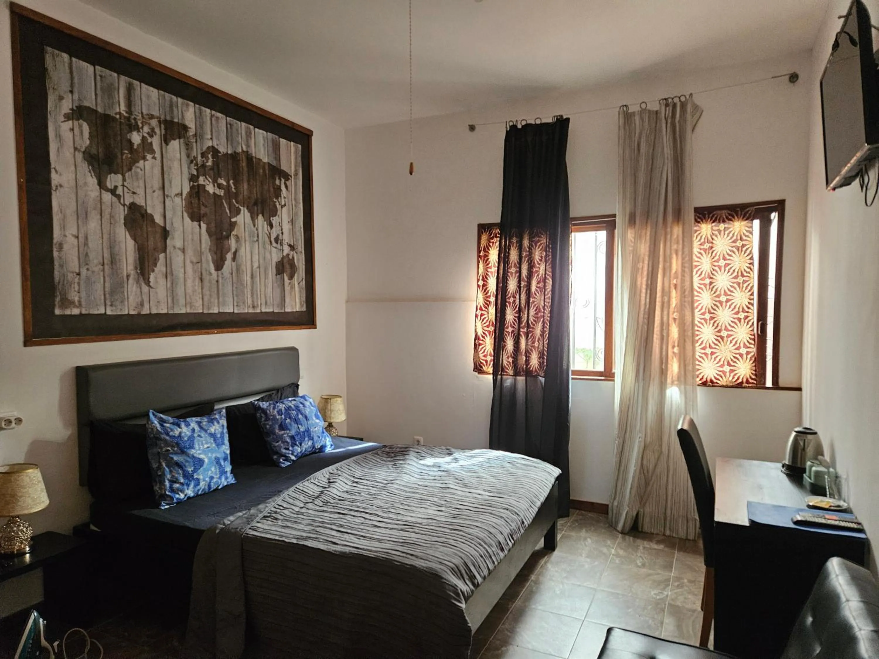 Bed in Blue Eagle Guesthouse - Casa de hospedes