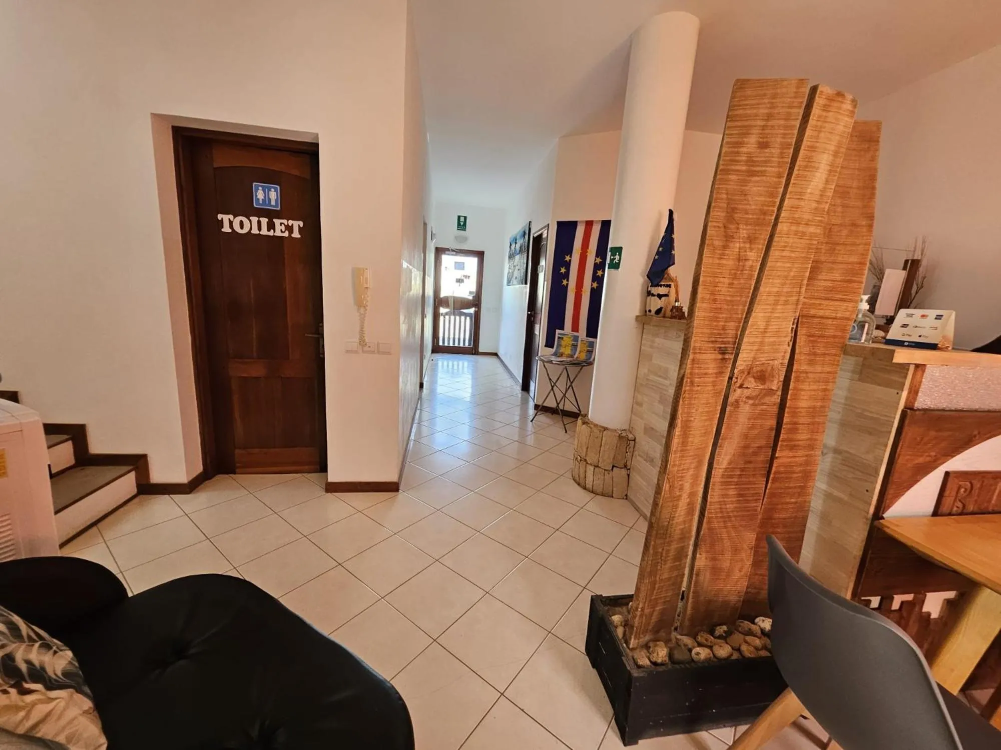 Lobby or reception in Blue Eagle Guesthouse - Casa de hospedes