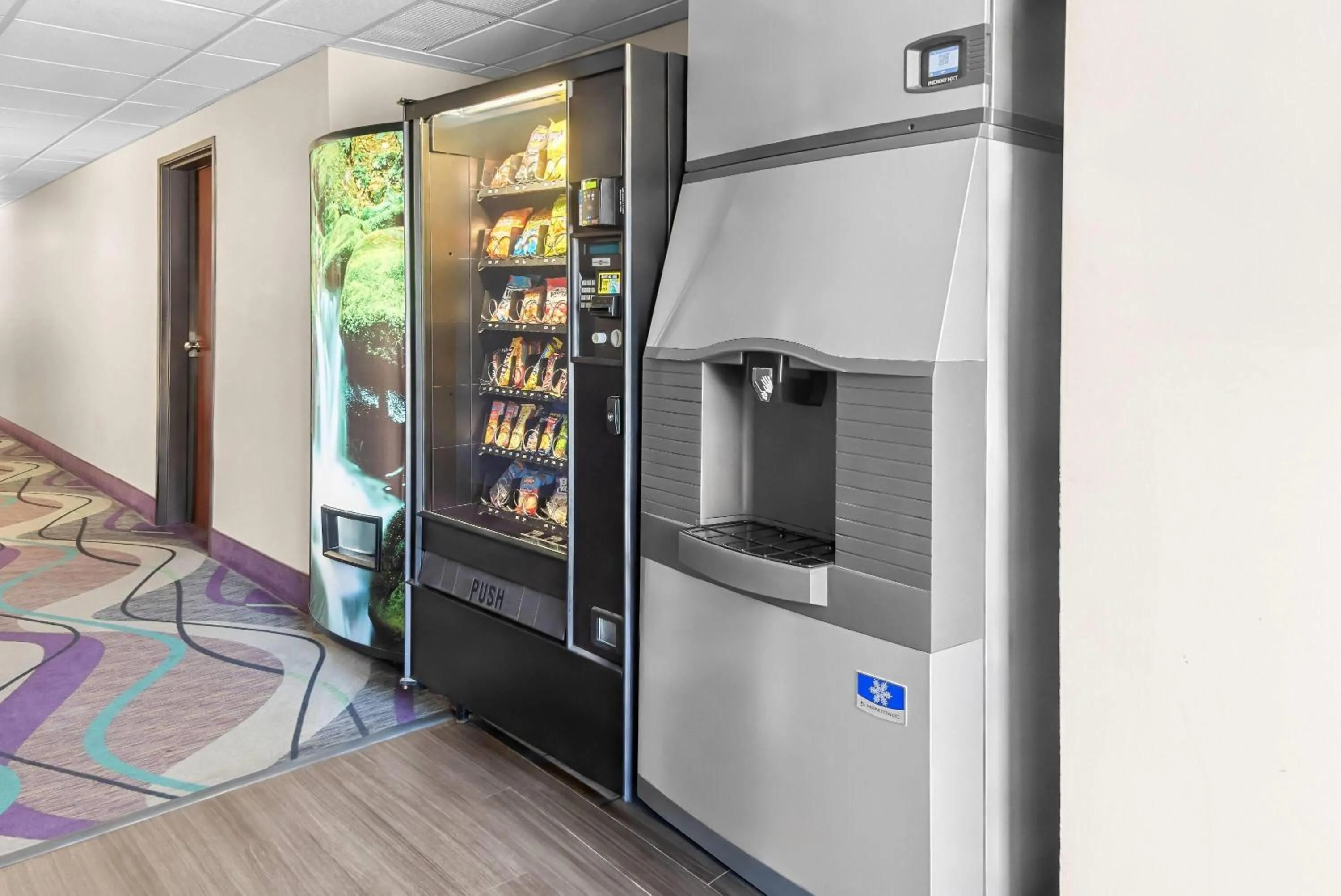 Other in Super 8 by Wyndham Weatherford