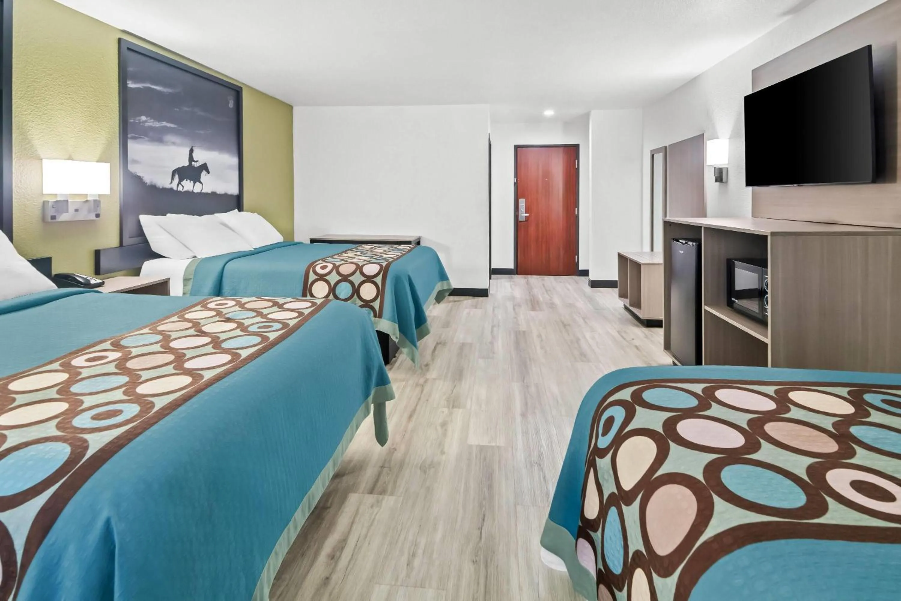 Bed in Super 8 by Wyndham Weatherford