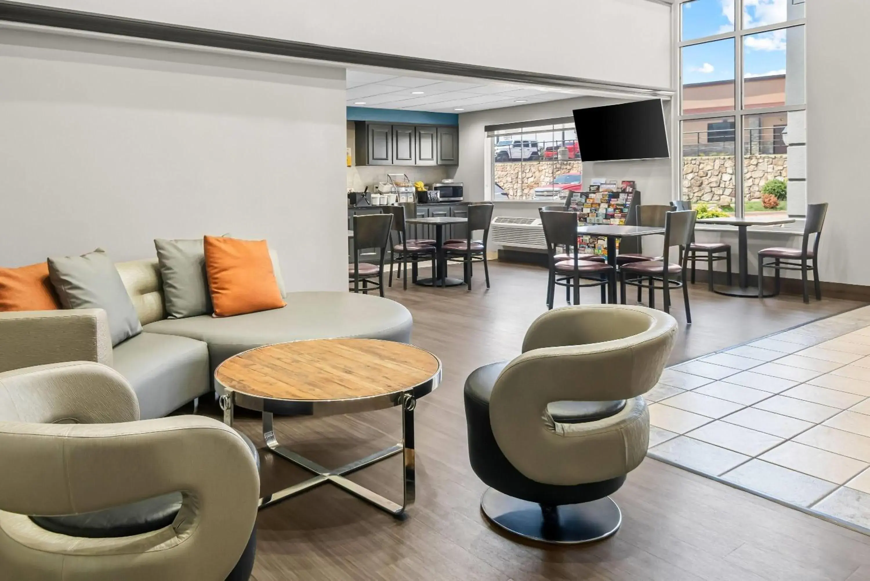 Lobby or reception in Super 8 by Wyndham Weatherford Lobby or reception in Super 8 by Wyndham Weatherford