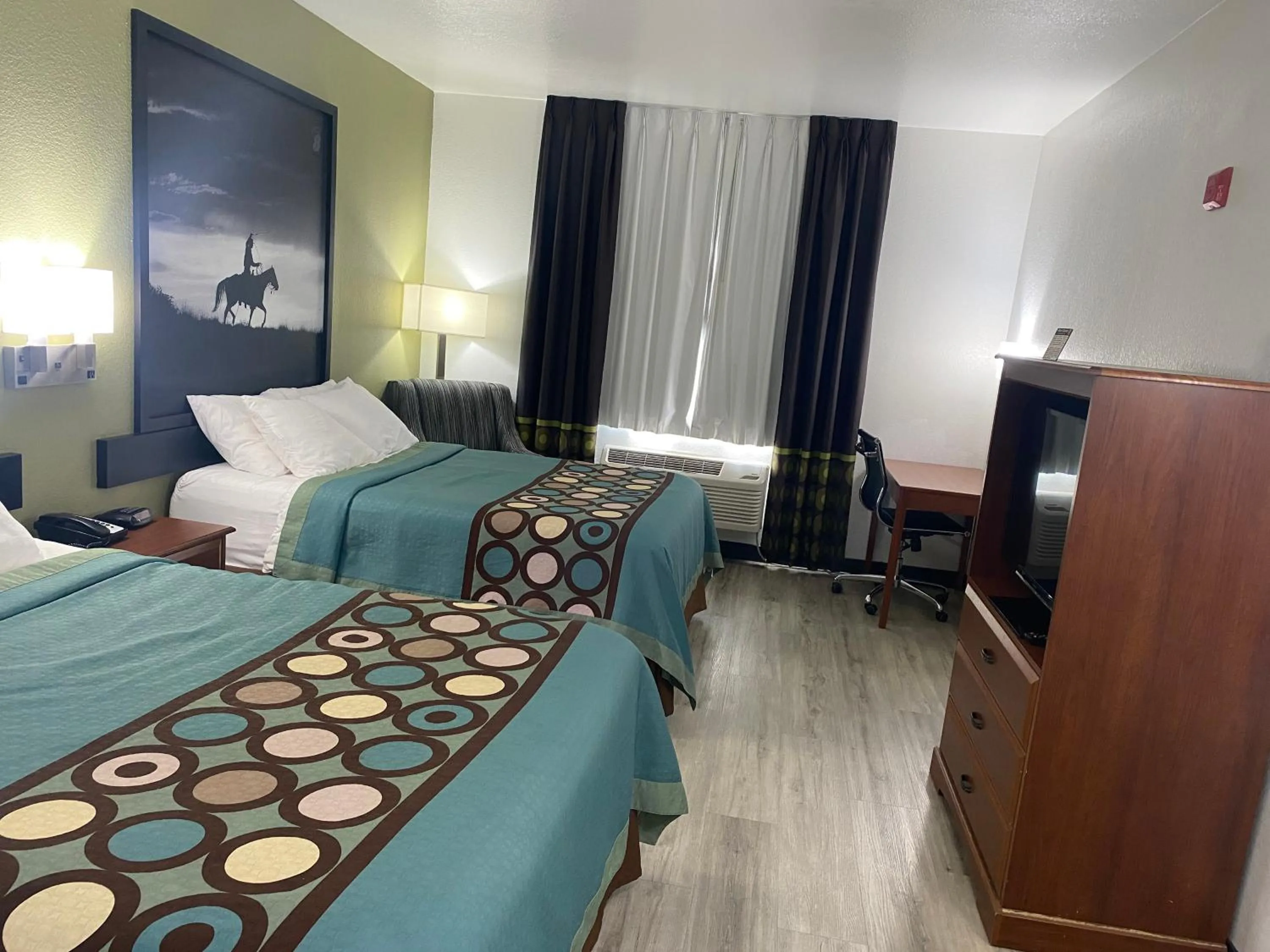 Bed in Super 8 by Wyndham Weatherford