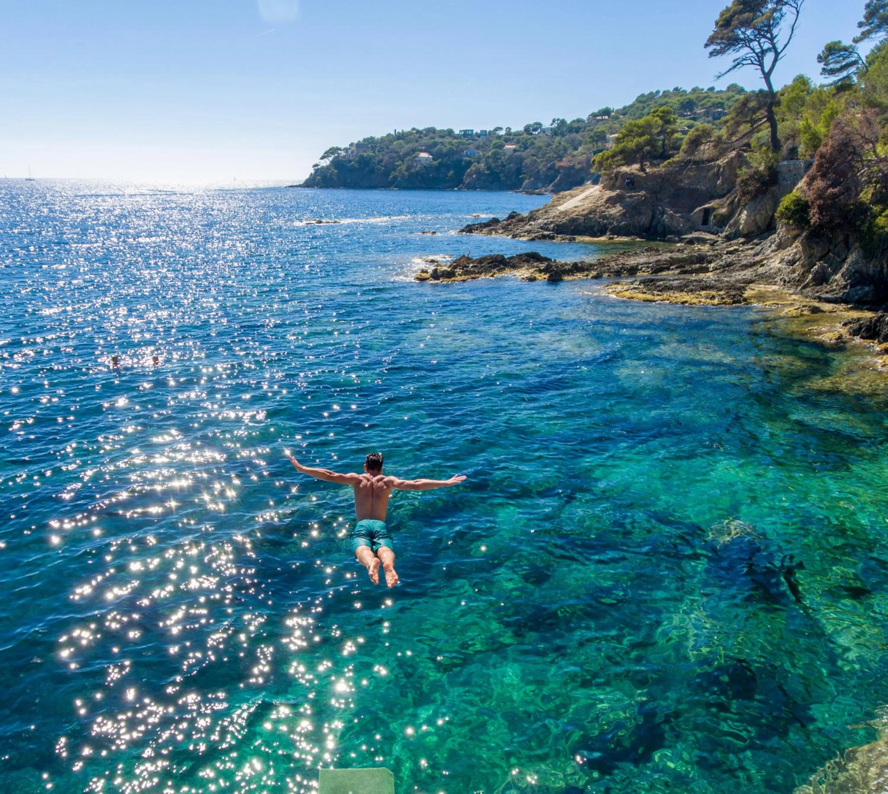 Beach in Hôtel Le Provençal - Rénové en 2025 - Bord de Mer