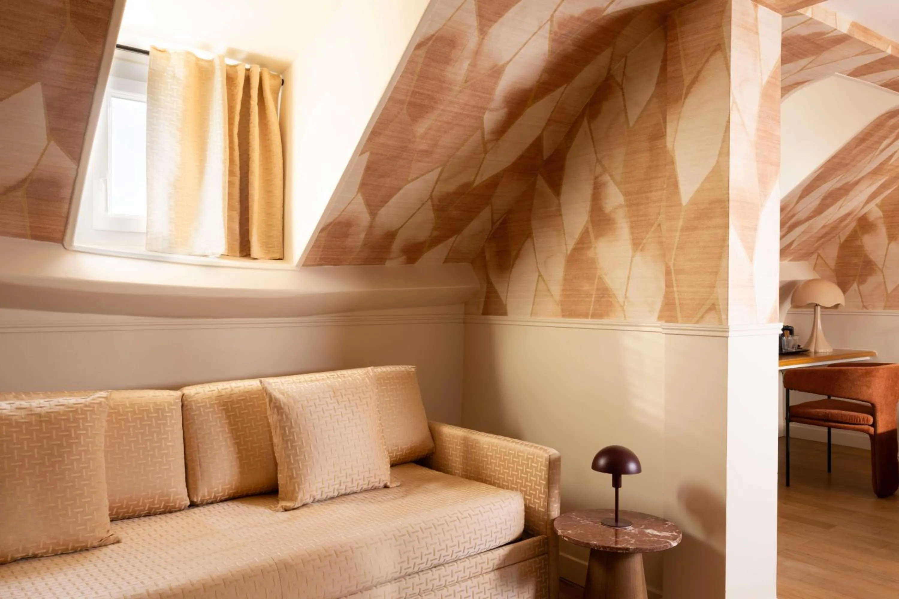 Seating area in Dauphine Saint Germain