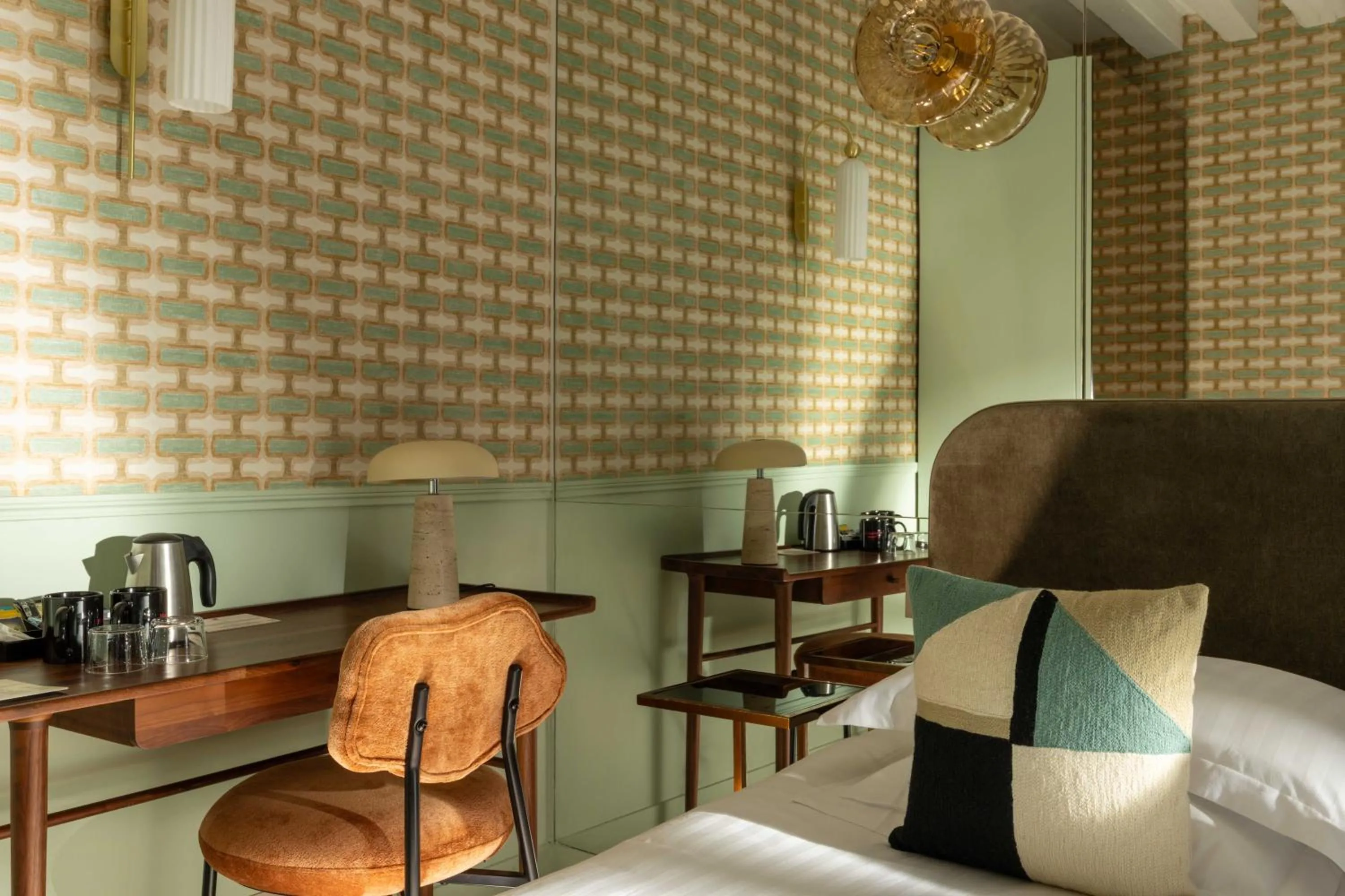 Bedroom in Dauphine Saint Germain