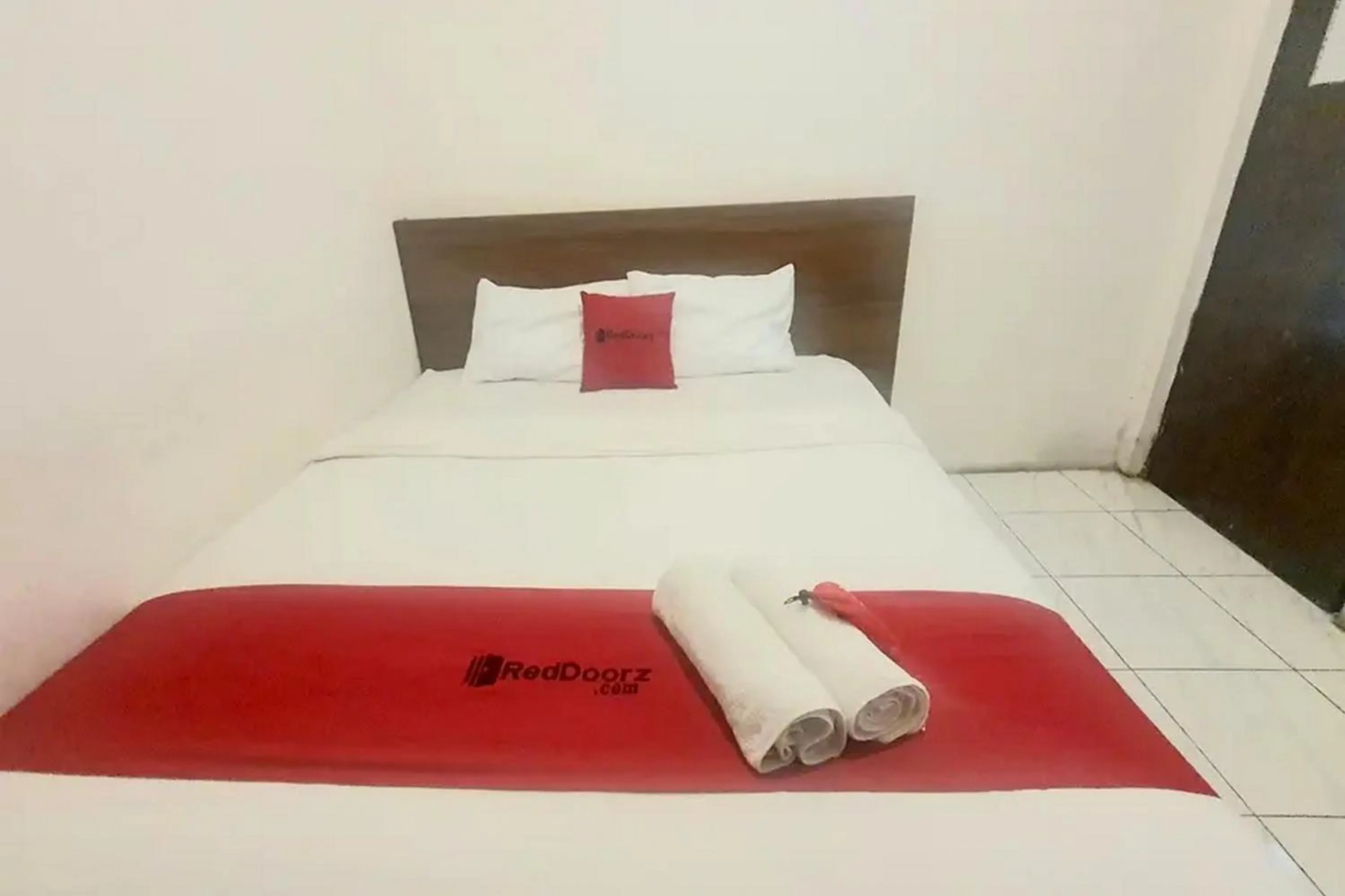 Bed in RedDoorz near Universitas PGRI Kanjuruhan